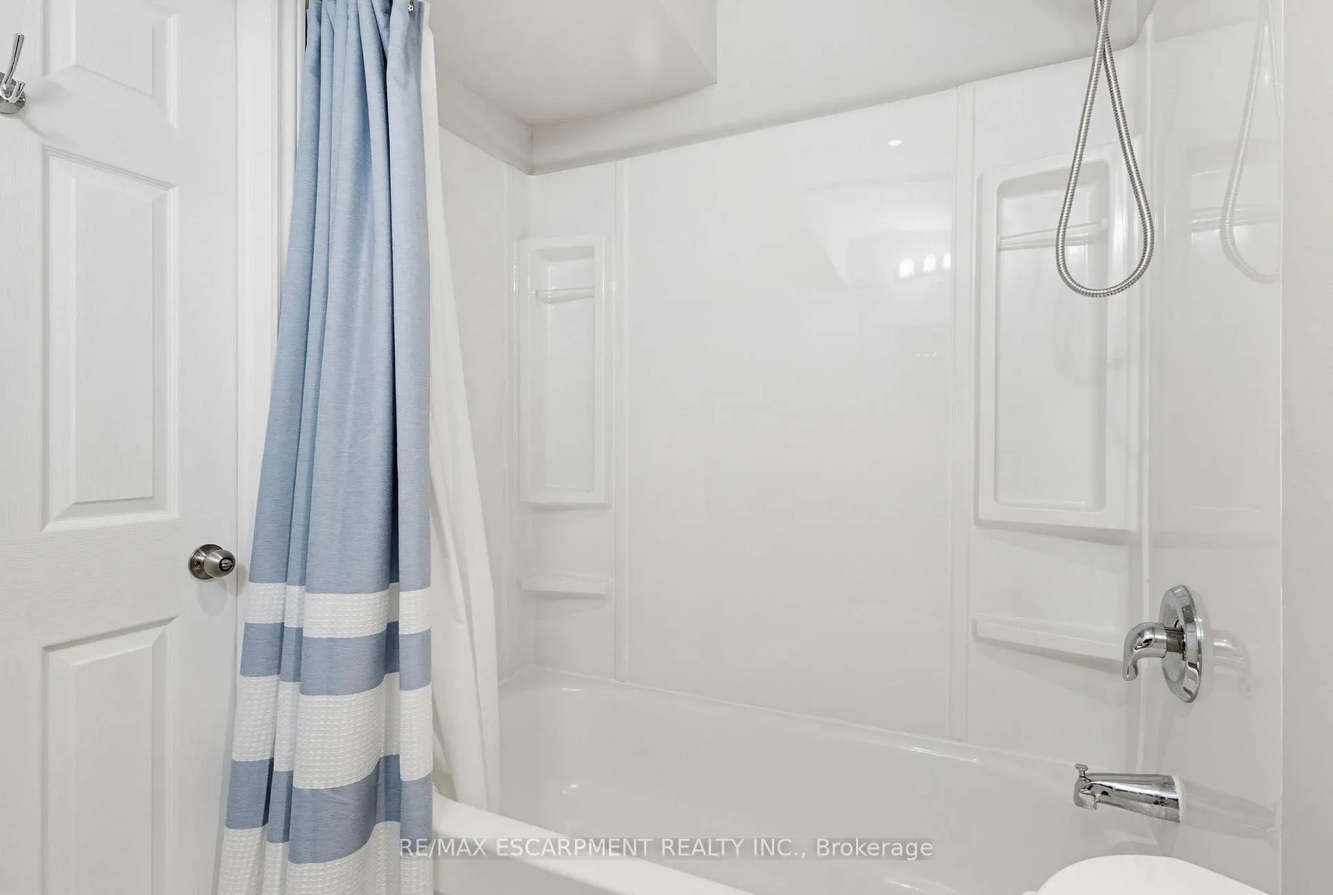 Photo 33 of Unit 38, 5555 Prince William Drive, Burlington, Appleby — HOMEH