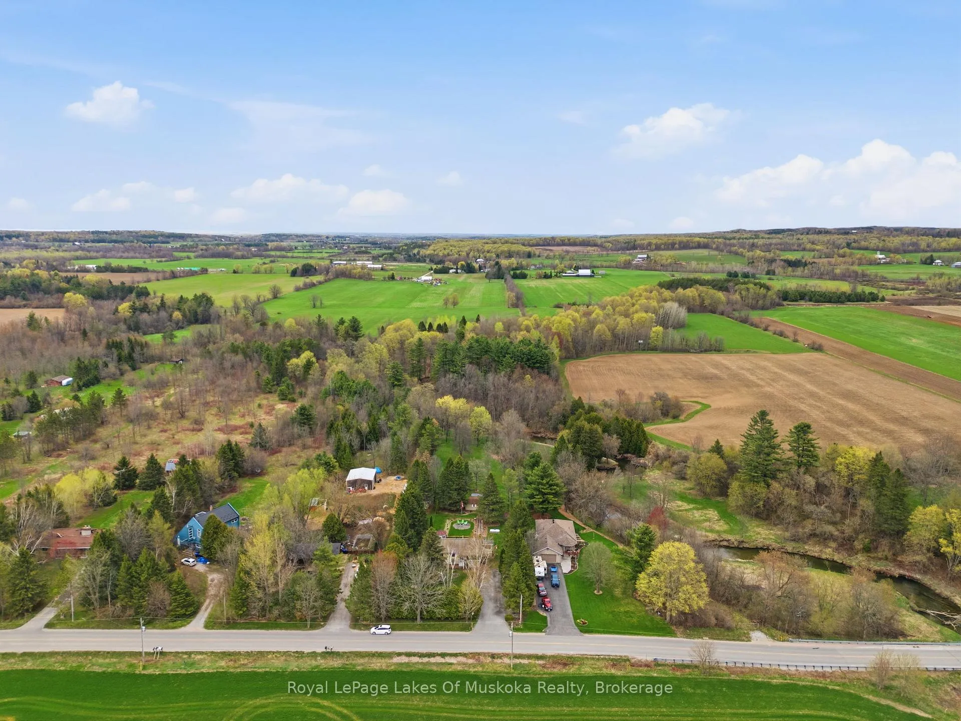 Photo 43 of 4917 Line 9 N, Oro-Medonte, Rural Oro-Medonte — HOMEH