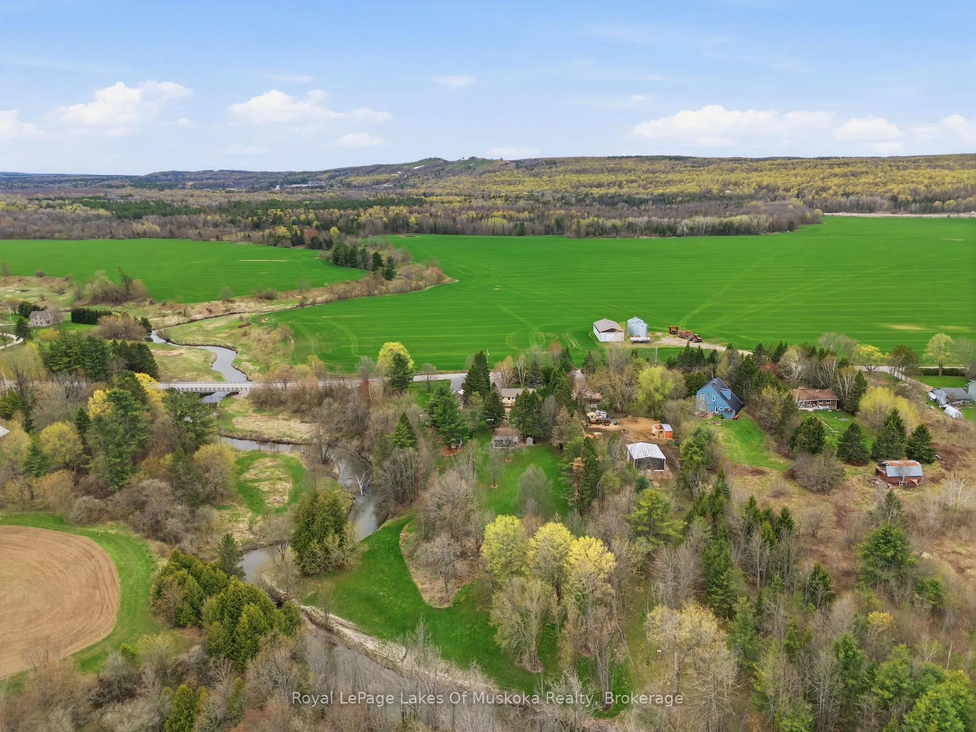 Photo 44 of 4917 Line 9 N, Oro-Medonte, Rural Oro-Medonte — HOMEH