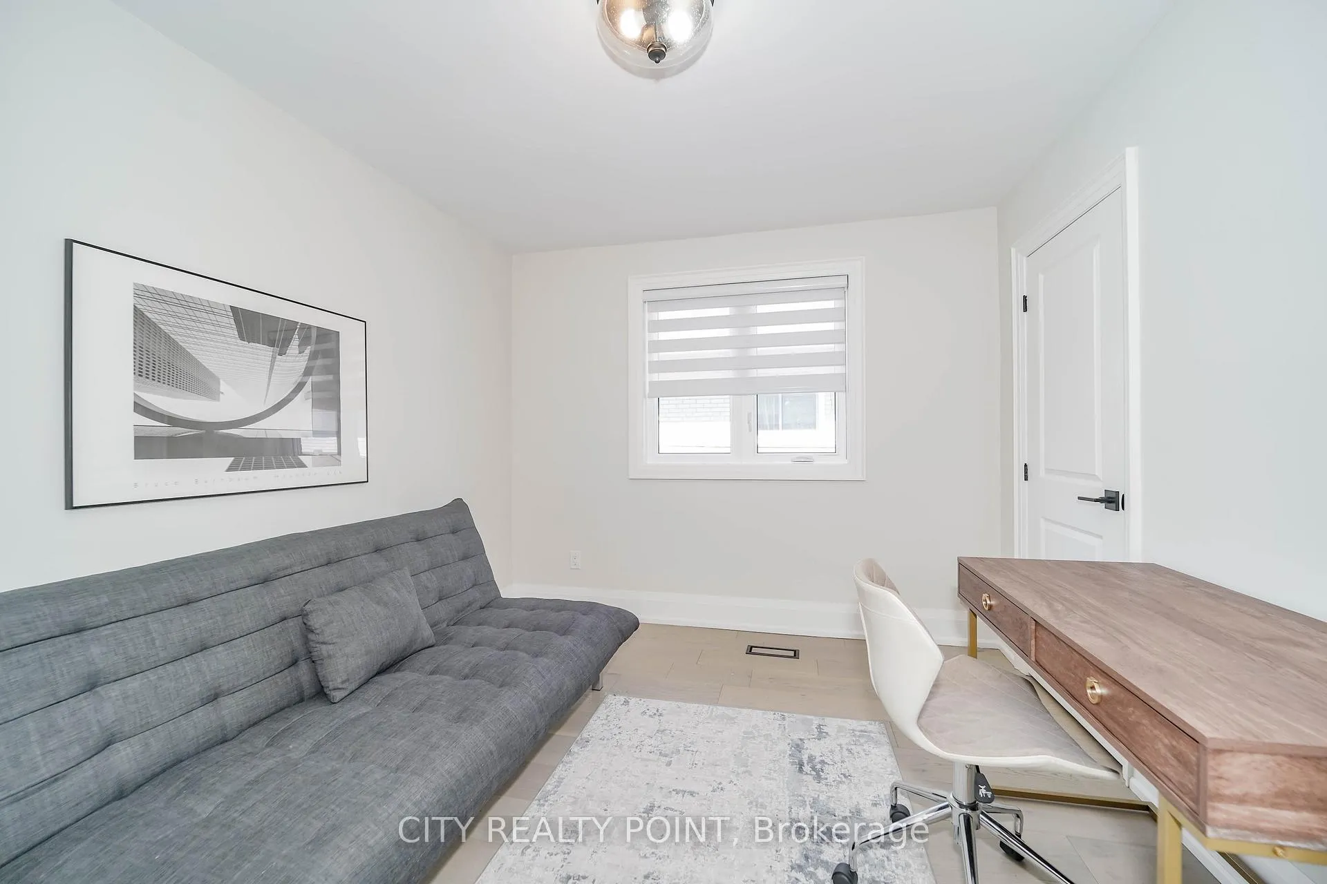 Photo 19 of 1371 Ogden Avenue, Mississauga, Lakeview — HOMEH