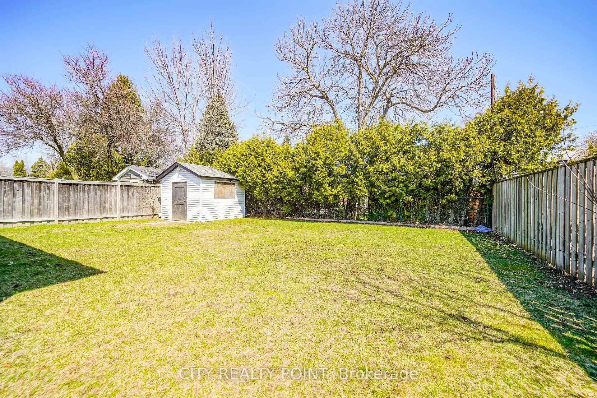 Photo 33 of 1371 Ogden Avenue, Mississauga, Lakeview — HOMEH