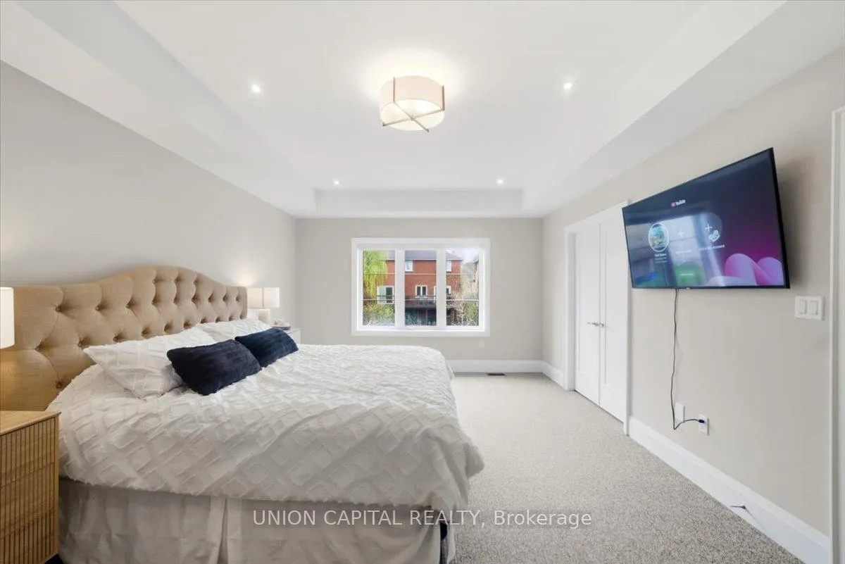 Photo 12 of 75 Bethpage Crescent, Newmarket, Glenway Estates — HOMEH