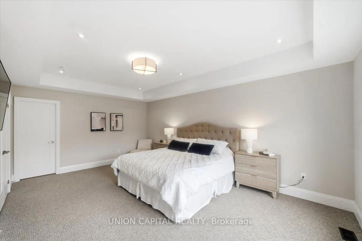 Photo 13 of 75 Bethpage Crescent, Newmarket, Glenway Estates — HOMEH