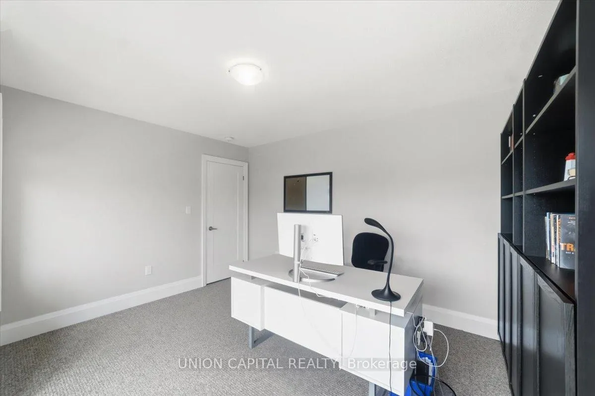 Photo 24 of 75 Bethpage Crescent, Newmarket, Glenway Estates — HOMEH