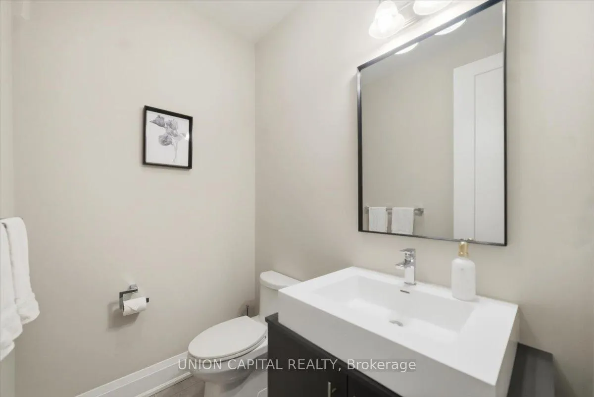 Photo 39 of 75 Bethpage Crescent, Newmarket, Glenway Estates — HOMEH