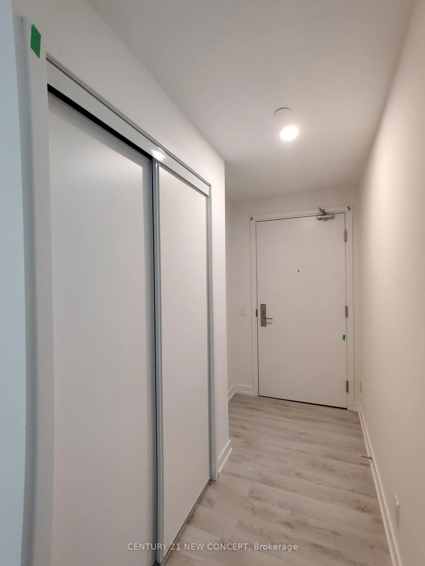 Photo 2 of Unit 1603, 33 Helendale Avenue, Toronto, Yonge-Eglinton — HOMEH