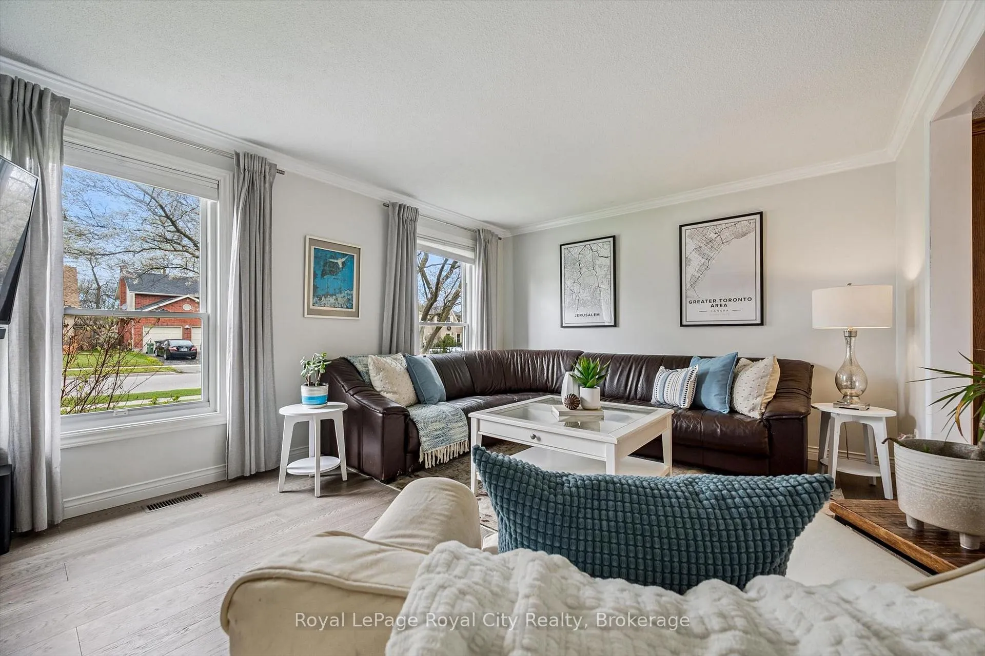 Photo 6 of 256 West Acres Drive, Guelph, Willow West/Sugarbush/West Acres — HOMEH