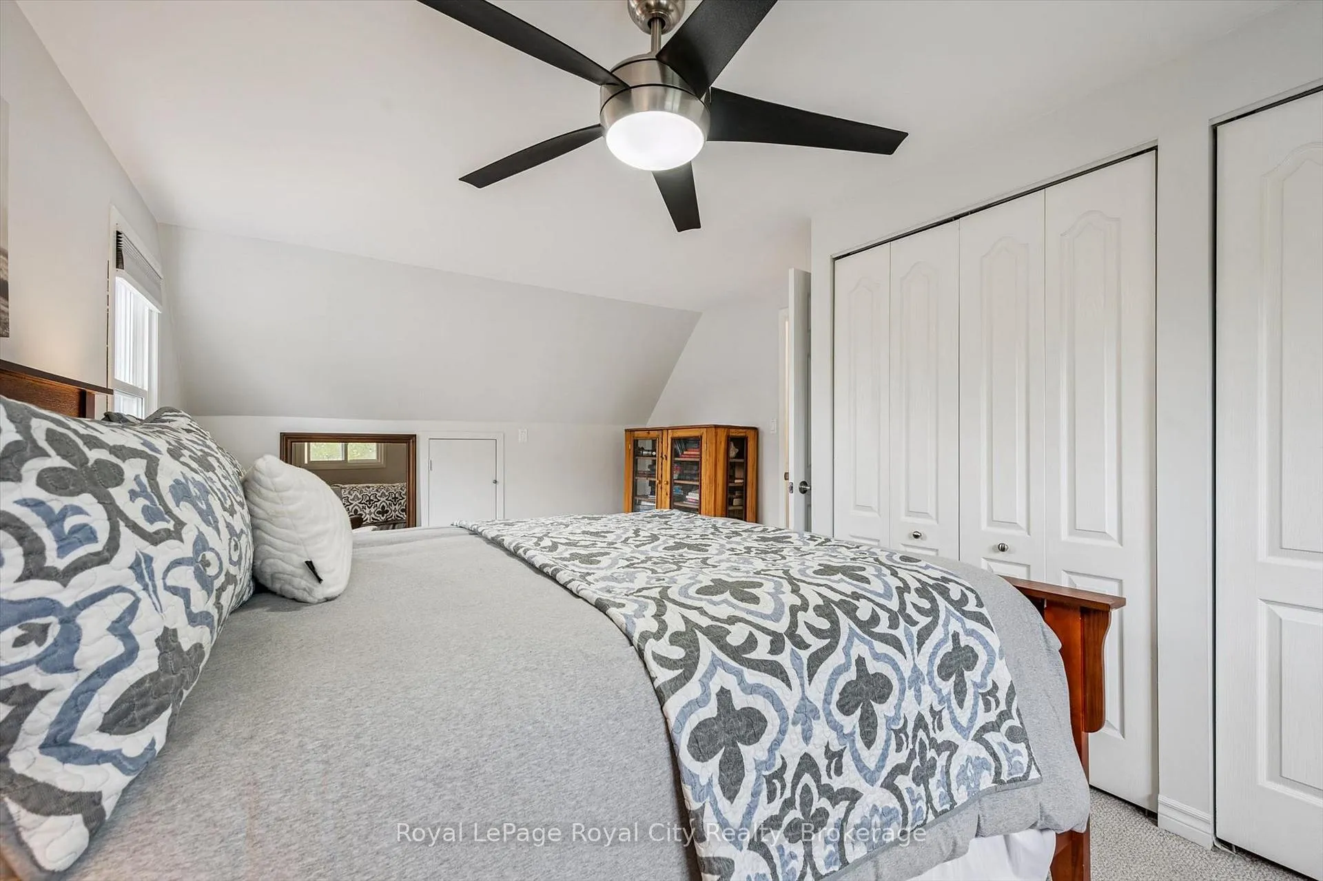 Photo 20 of 256 West Acres Drive, Guelph, Willow West/Sugarbush/West Acres — HOMEH