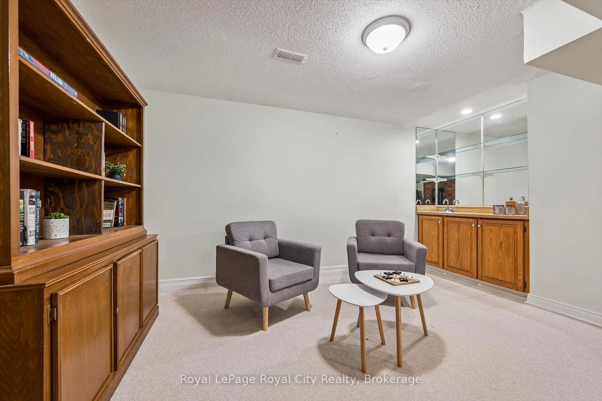 Photo 30 of 256 West Acres Drive, Guelph, Willow West/Sugarbush/West Acres — HOMEH