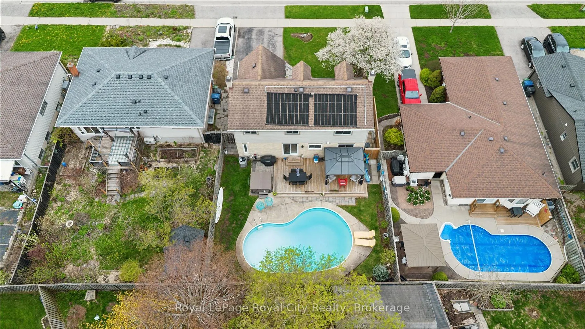 Photo 40 of 256 West Acres Drive, Guelph, Willow West/Sugarbush/West Acres — HOMEH