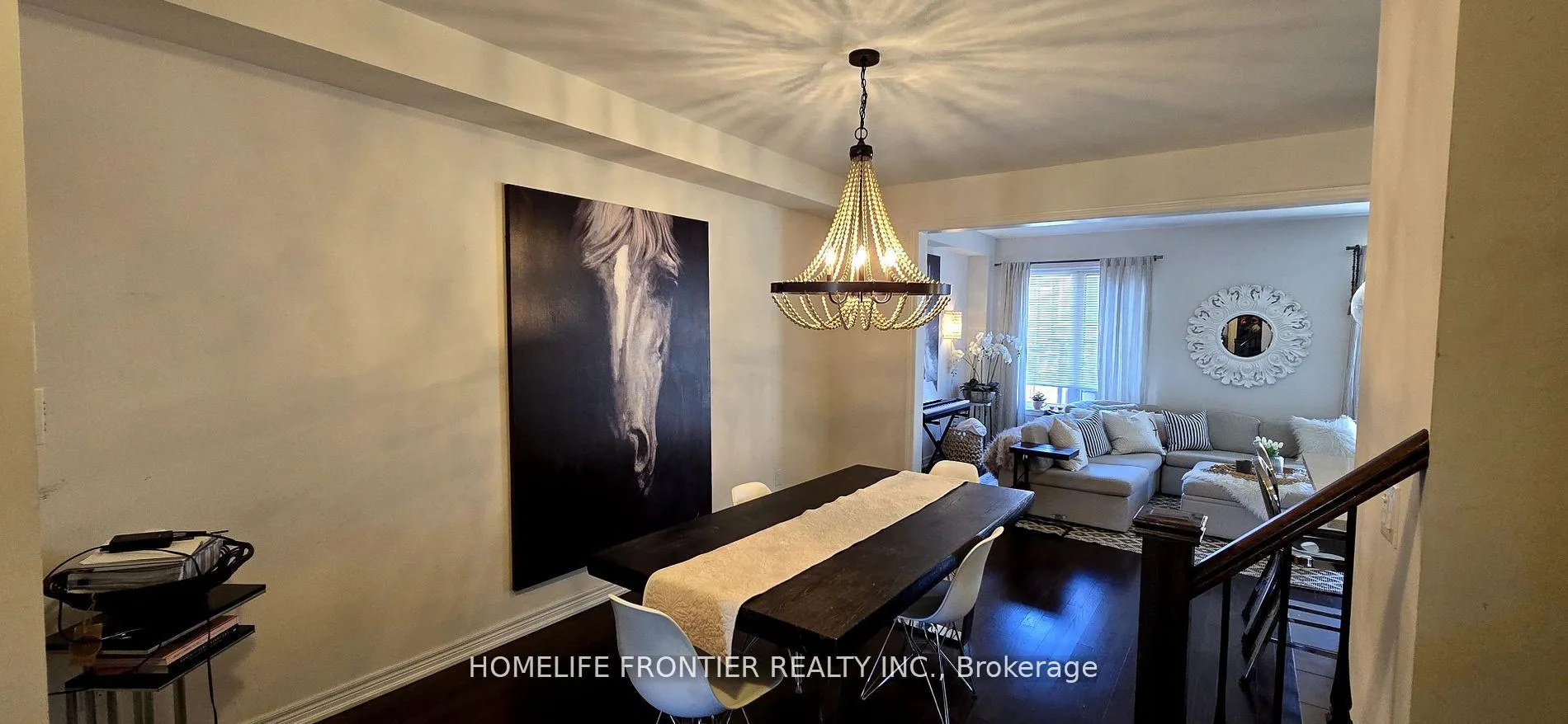 Photo 4 of 200 Roy Harper Avenue, Aurora, Rural Aurora — HOMEH