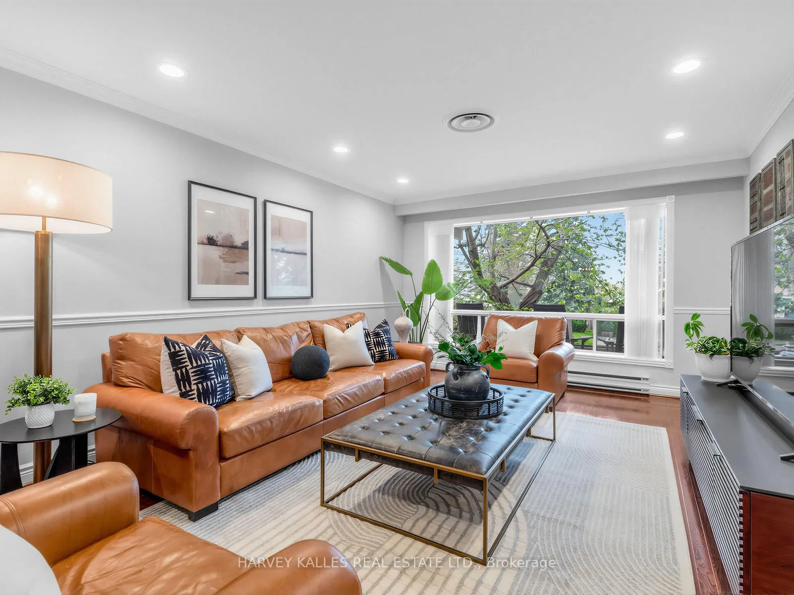 Photo 6 of 71 Prue Avenue, Toronto, Englemount-Lawrence — HOMEH