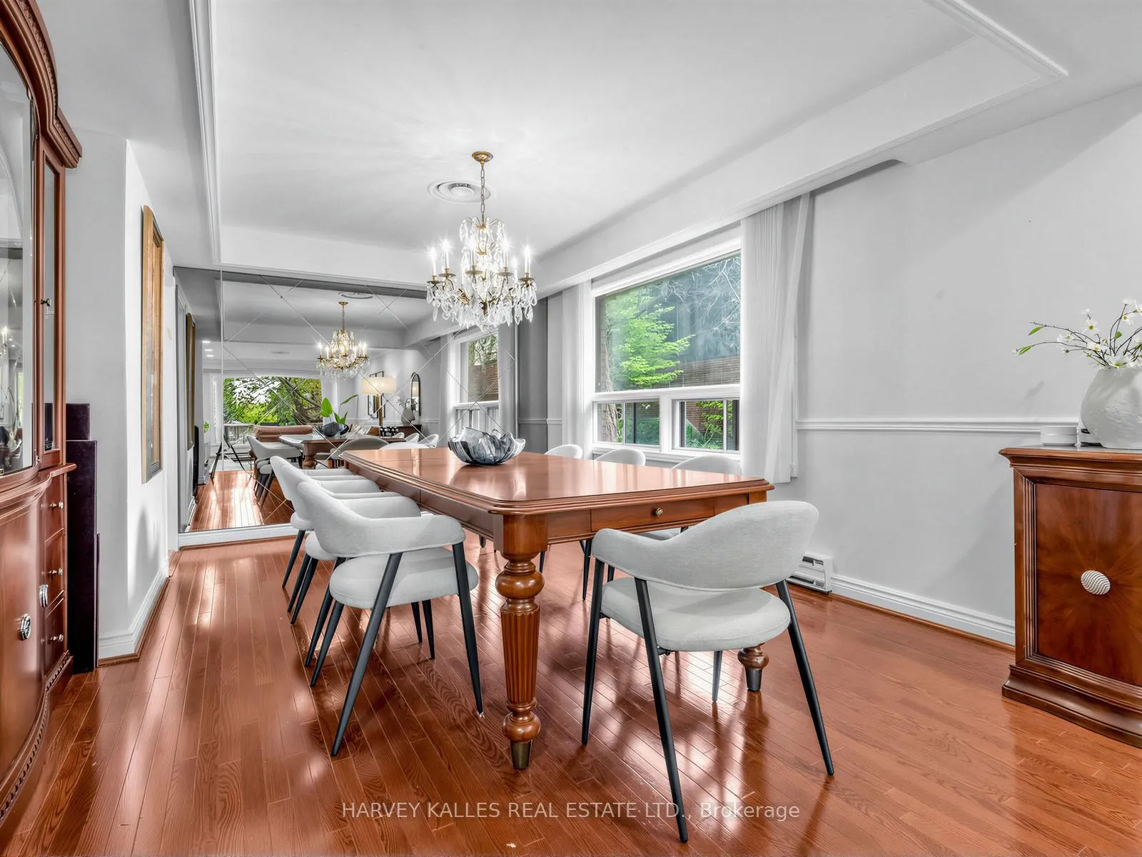 Photo 9 of 71 Prue Avenue, Toronto, Englemount-Lawrence — HOMEH