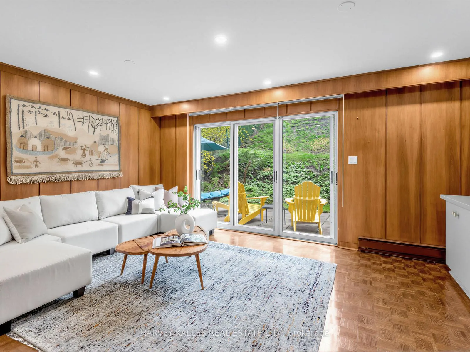 Photo 25 of 71 Prue Avenue, Toronto, Englemount-Lawrence — HOMEH