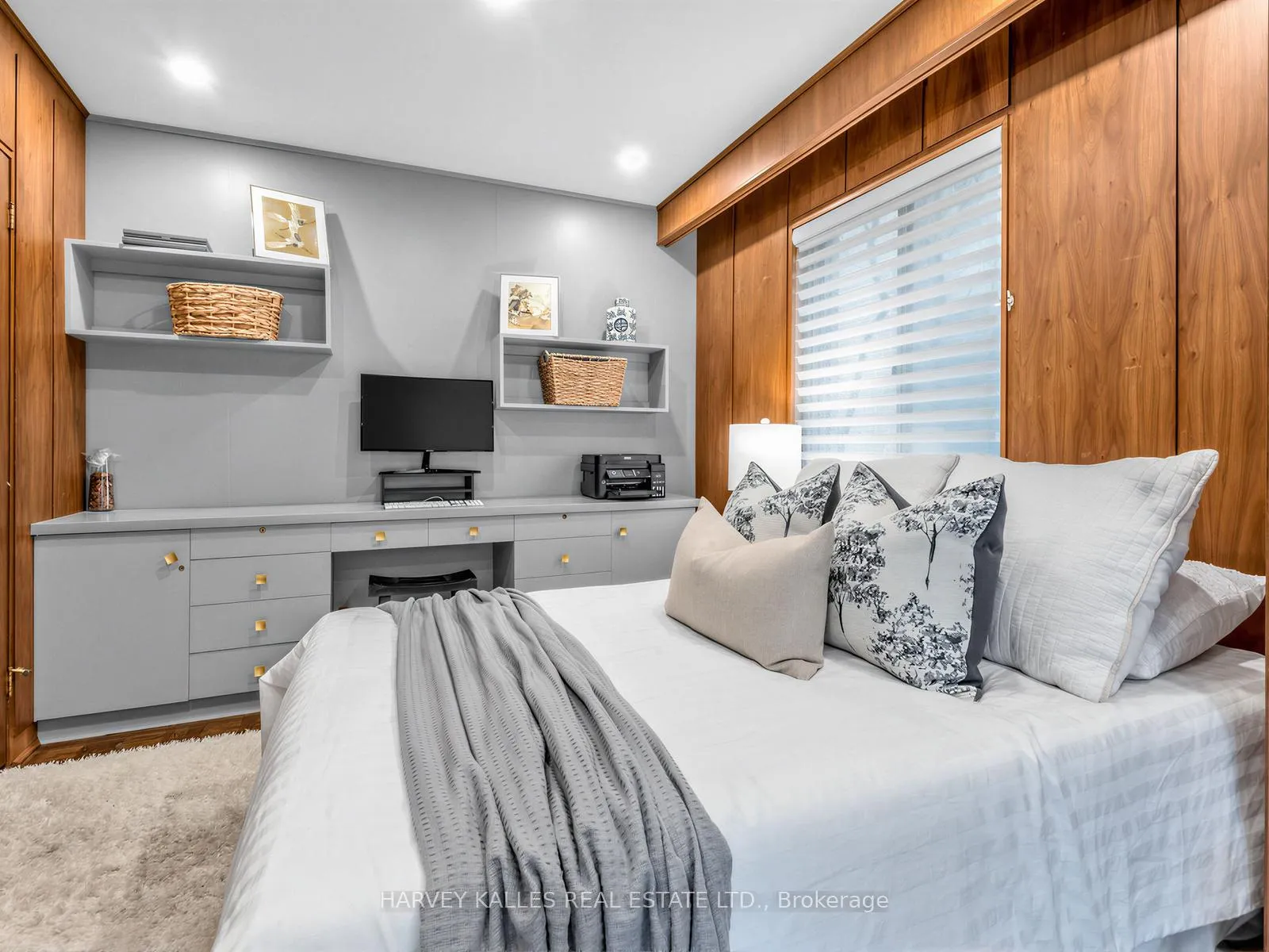 Photo 28 of 71 Prue Avenue, Toronto, Englemount-Lawrence — HOMEH