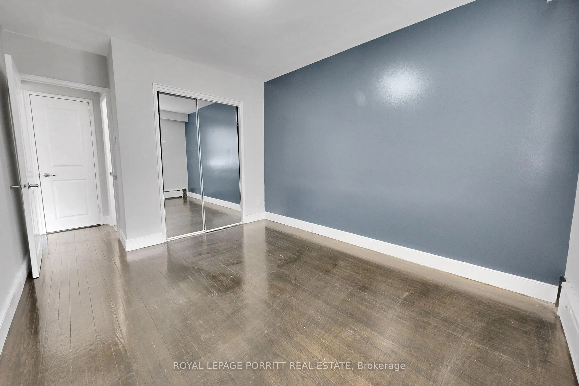 Photo 18 of Unit 5, 2 Superior Avenue, Etobicoke, Mimico — HOMEH