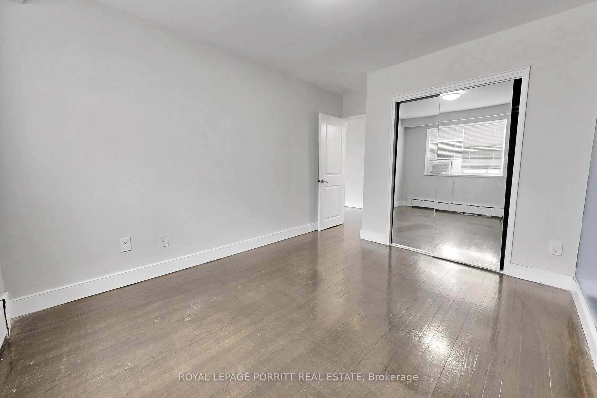 Photo 19 of Unit 5, 2 Superior Avenue, Etobicoke, Mimico — HOMEH