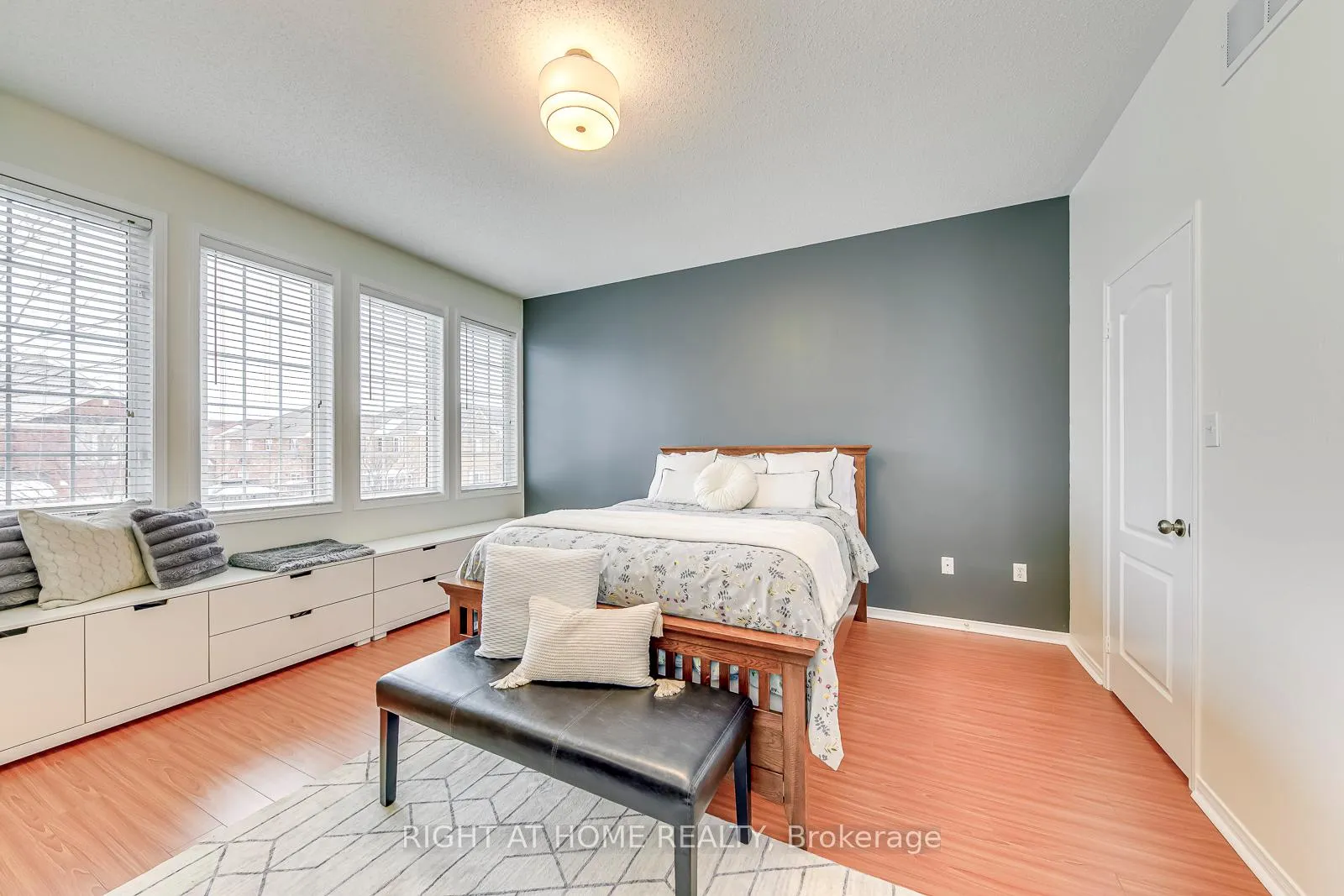 Photo 20 of 5041 Dubonet Drive, Mississauga, Churchill Meadows — HOMEH