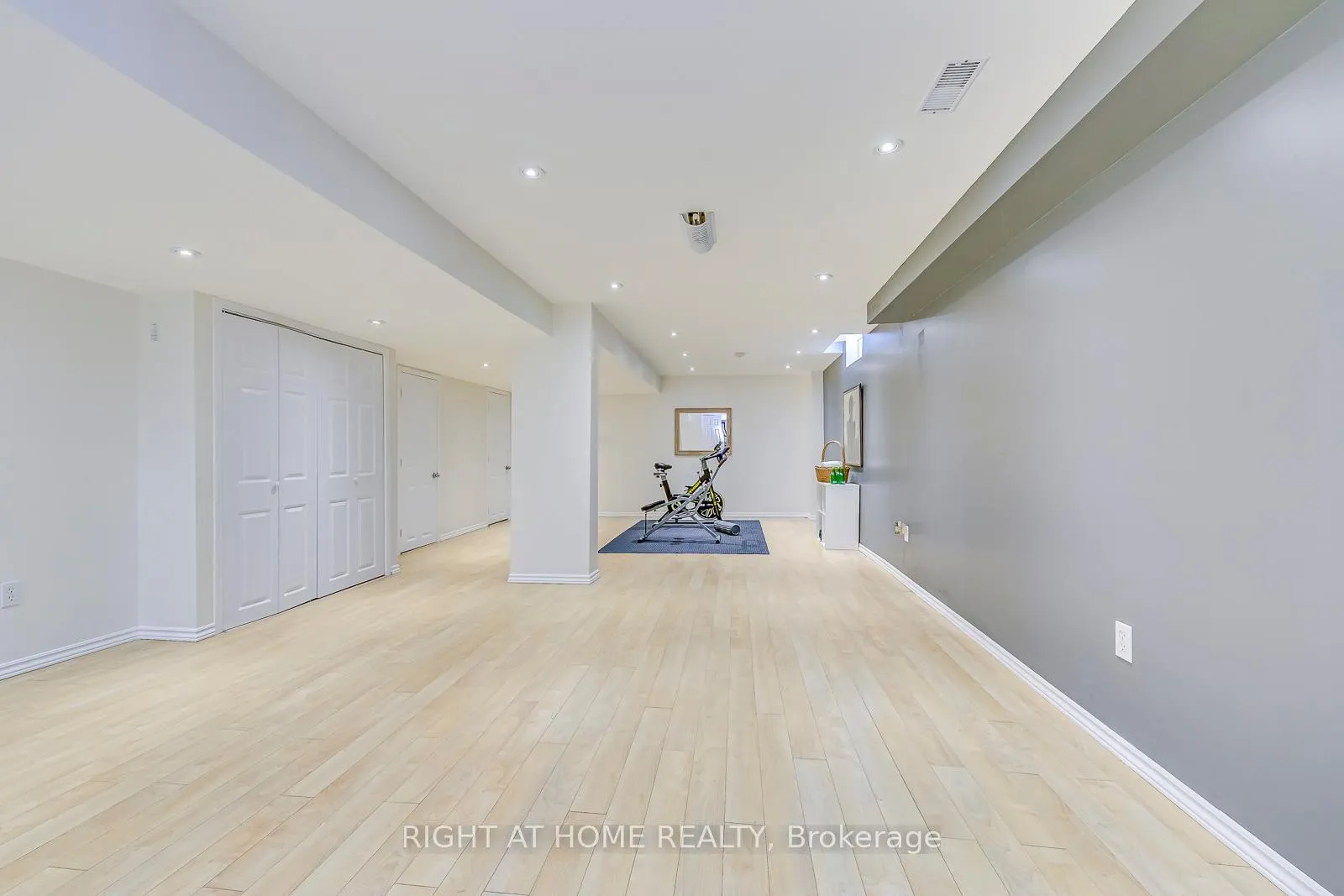 Photo 29 of 5041 Dubonet Drive, Mississauga, Churchill Meadows — HOMEH