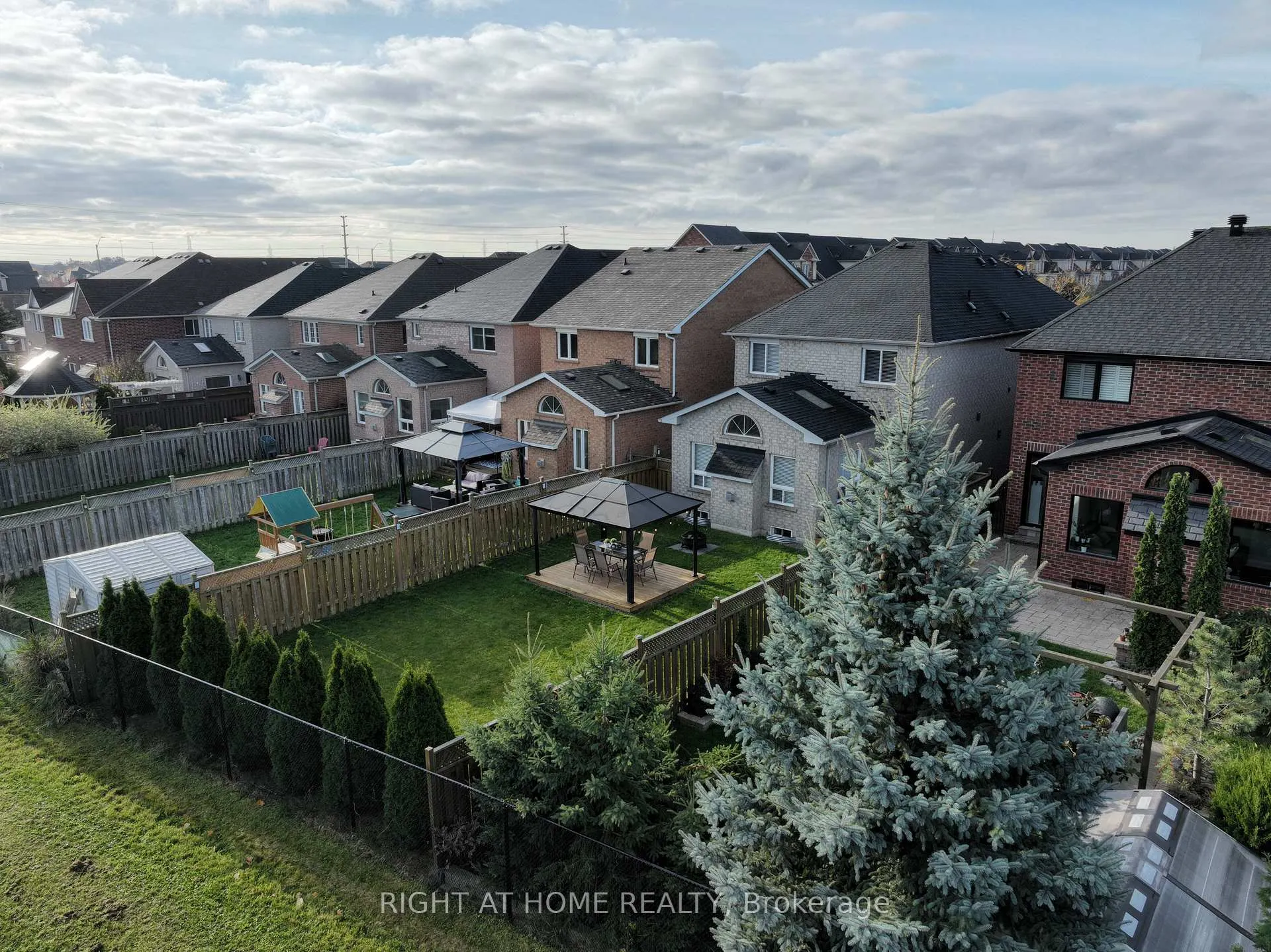 Photo 33 of 5041 Dubonet Drive, Mississauga, Churchill Meadows — HOMEH