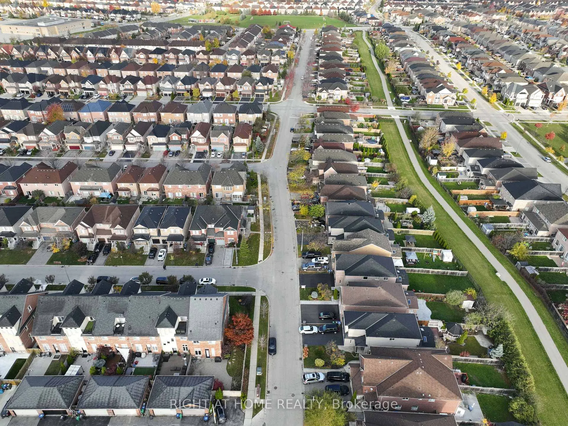Photo 39 of 5041 Dubonet Drive, Mississauga, Churchill Meadows — HOMEH