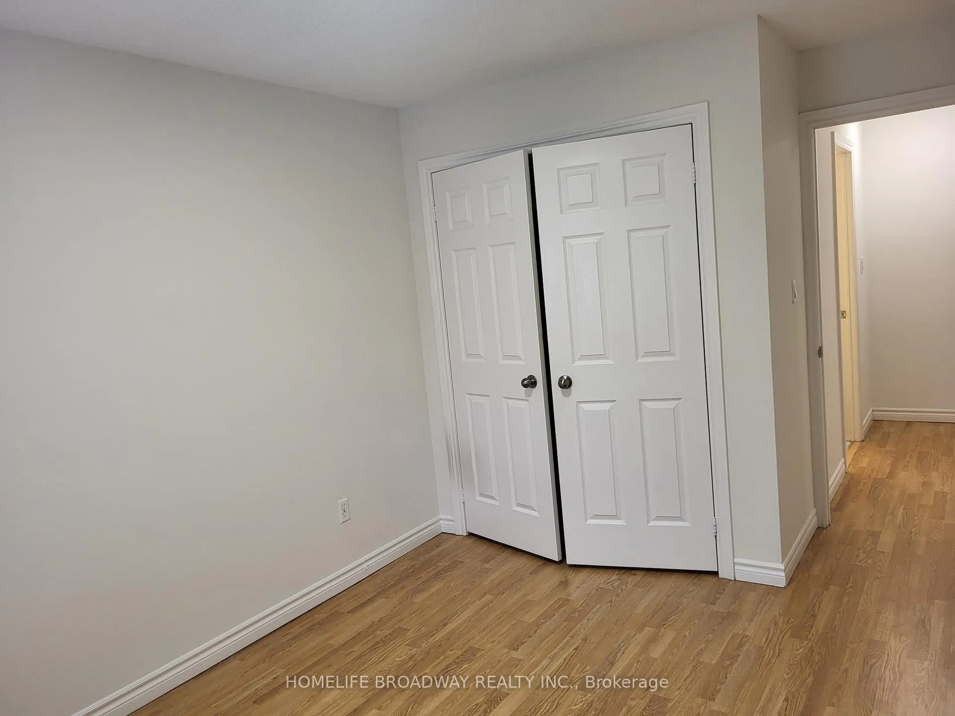 Photo 7 of Unit 44, 151 Townsgate Drive, Vaughan, Crestwood-Springfarm-Yorkhill — HOMEH