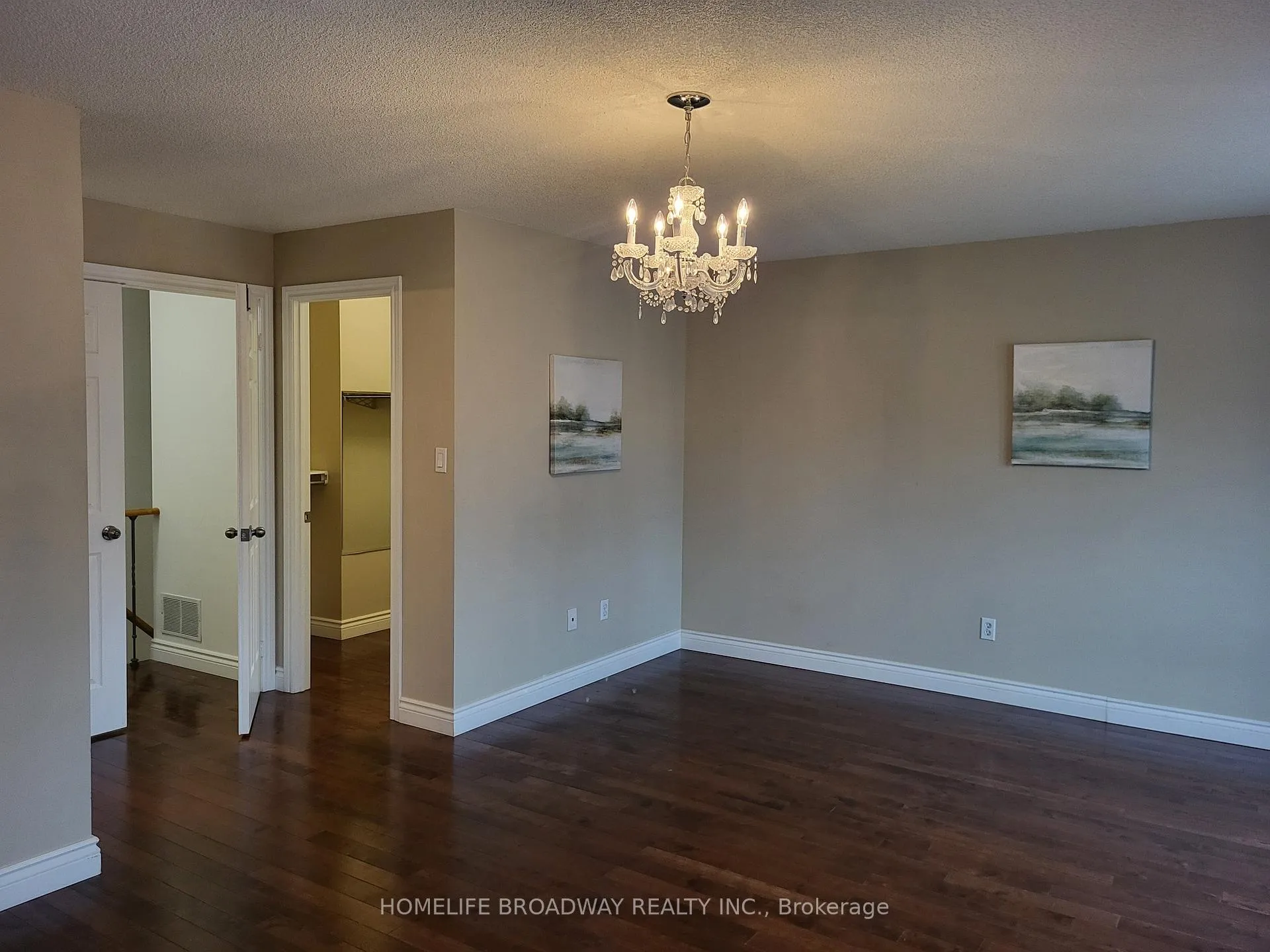 Photo 9 of Unit 44, 151 Townsgate Drive, Vaughan, Crestwood-Springfarm-Yorkhill — HOMEH