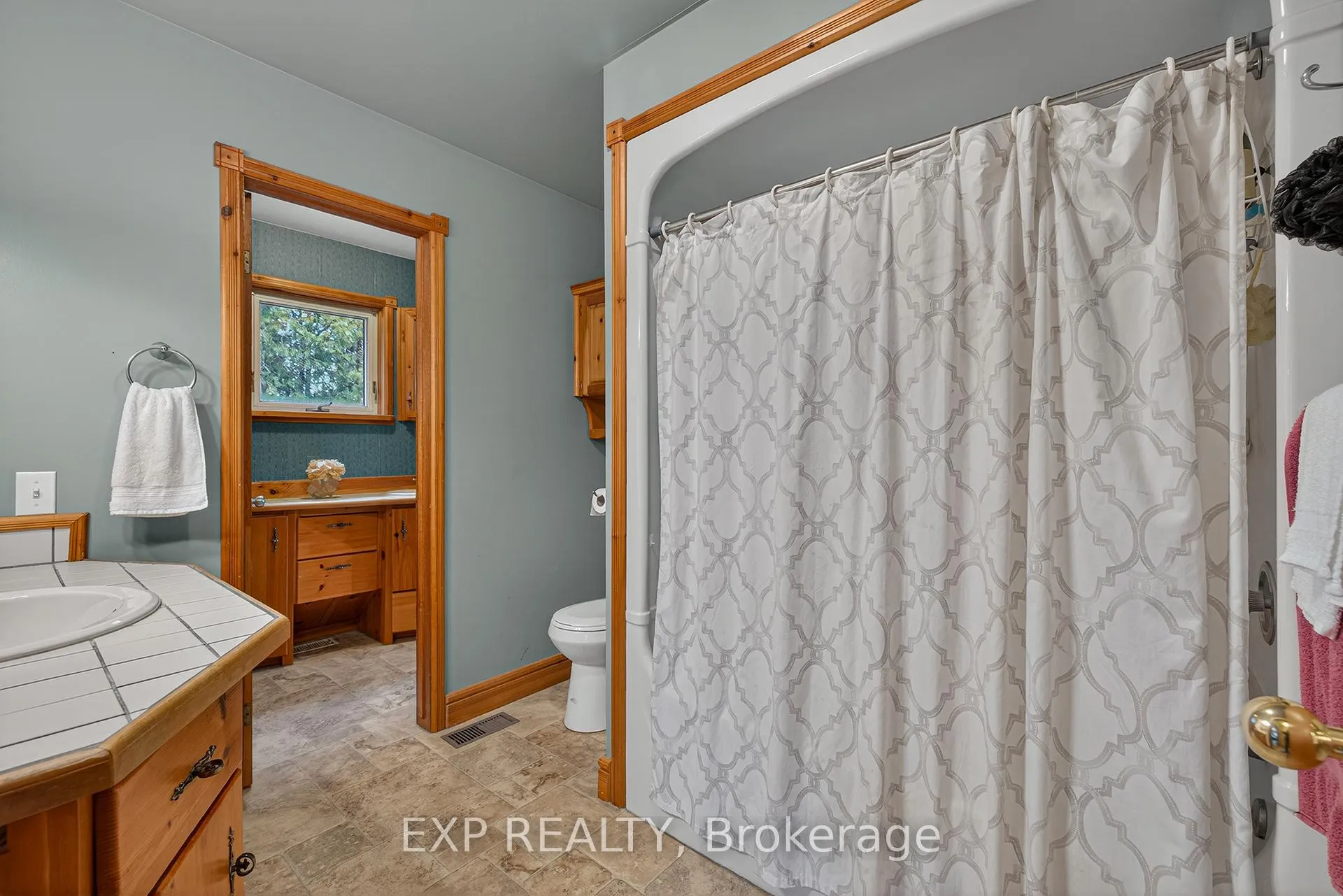 Photo 7 of 733036 Southgate 73, Southgate — HOMEH