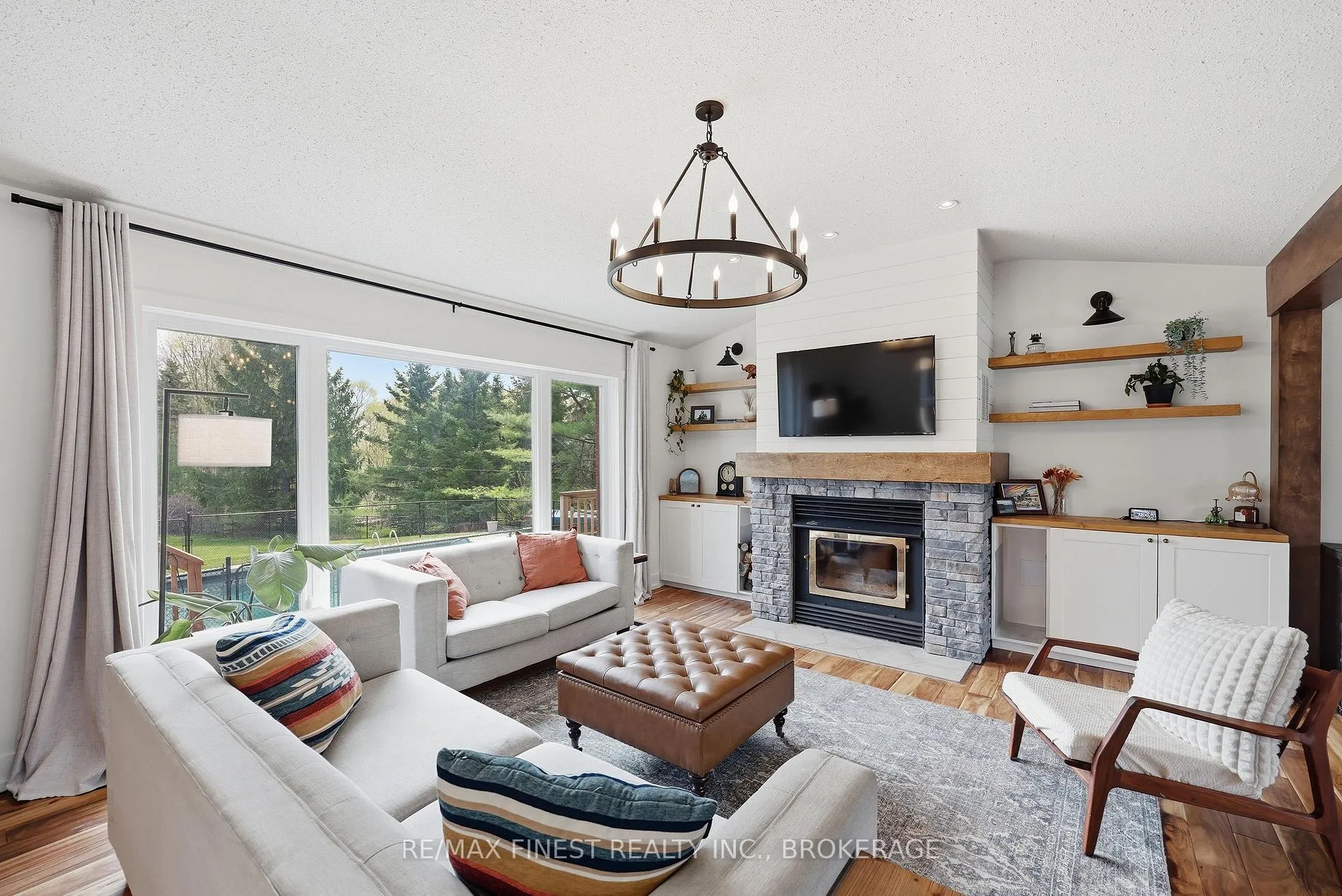 Photo 8 of 3010 Lakefield Drive, Frontenac, Frontenac South — HOMEH