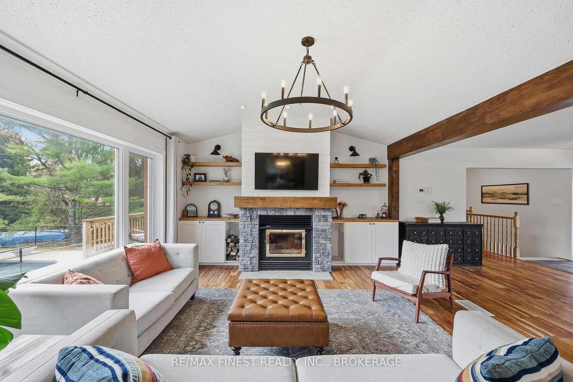 Photo 11 of 3010 Lakefield Drive, Frontenac, Frontenac South — HOMEH