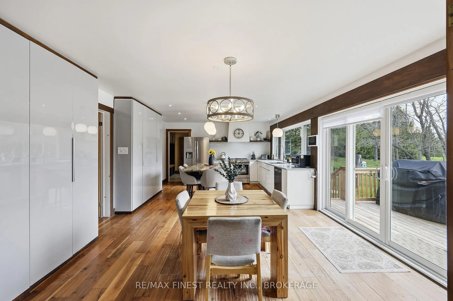 Photo 12 of 3010 Lakefield Drive, Frontenac, Frontenac South — HOMEH