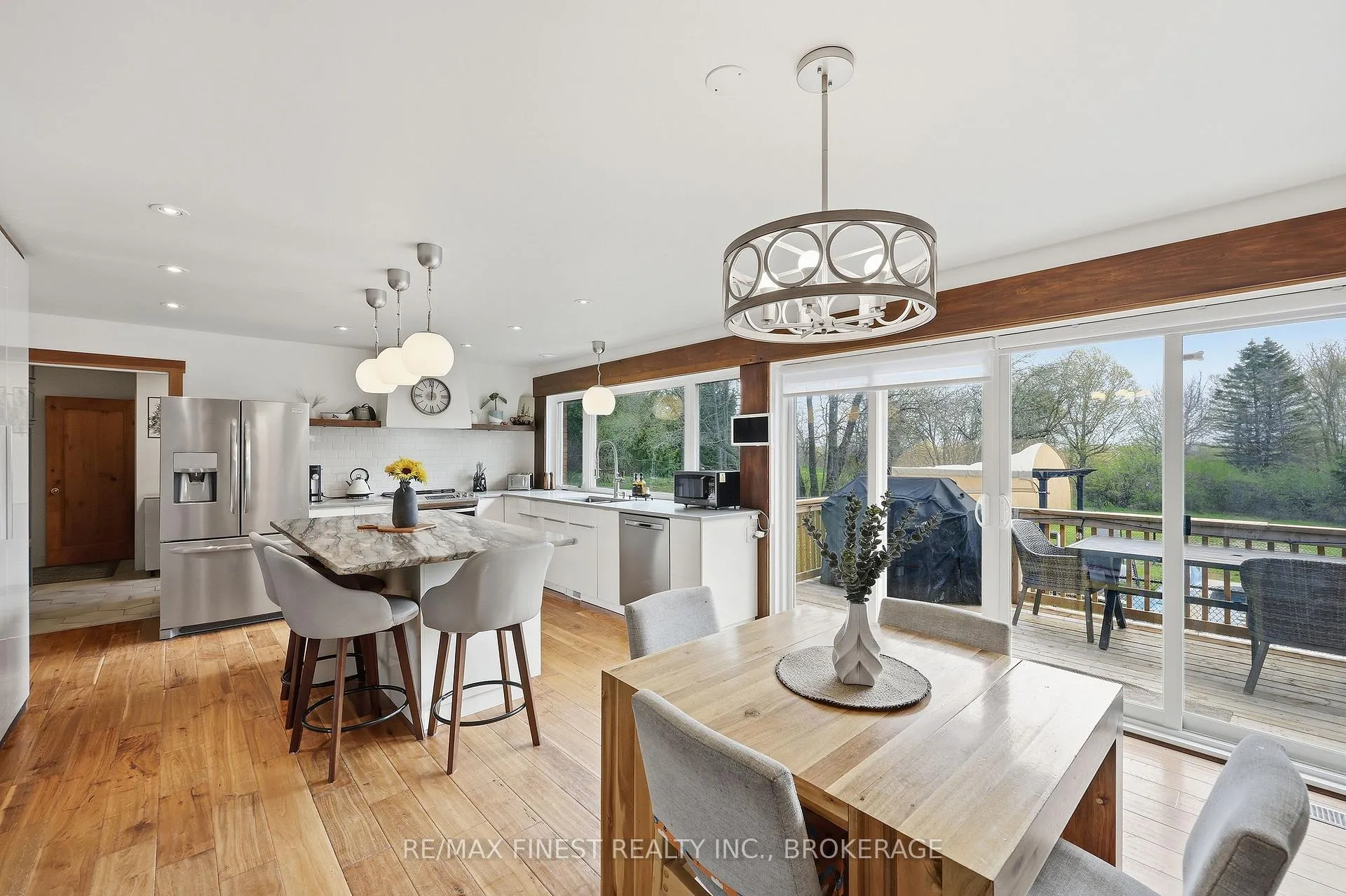 Photo 13 of 3010 Lakefield Drive, Frontenac, Frontenac South — HOMEH