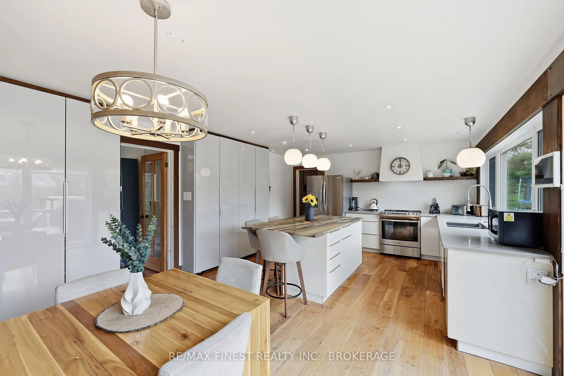 Photo 14 of 3010 Lakefield Drive, Frontenac, Frontenac South — HOMEH