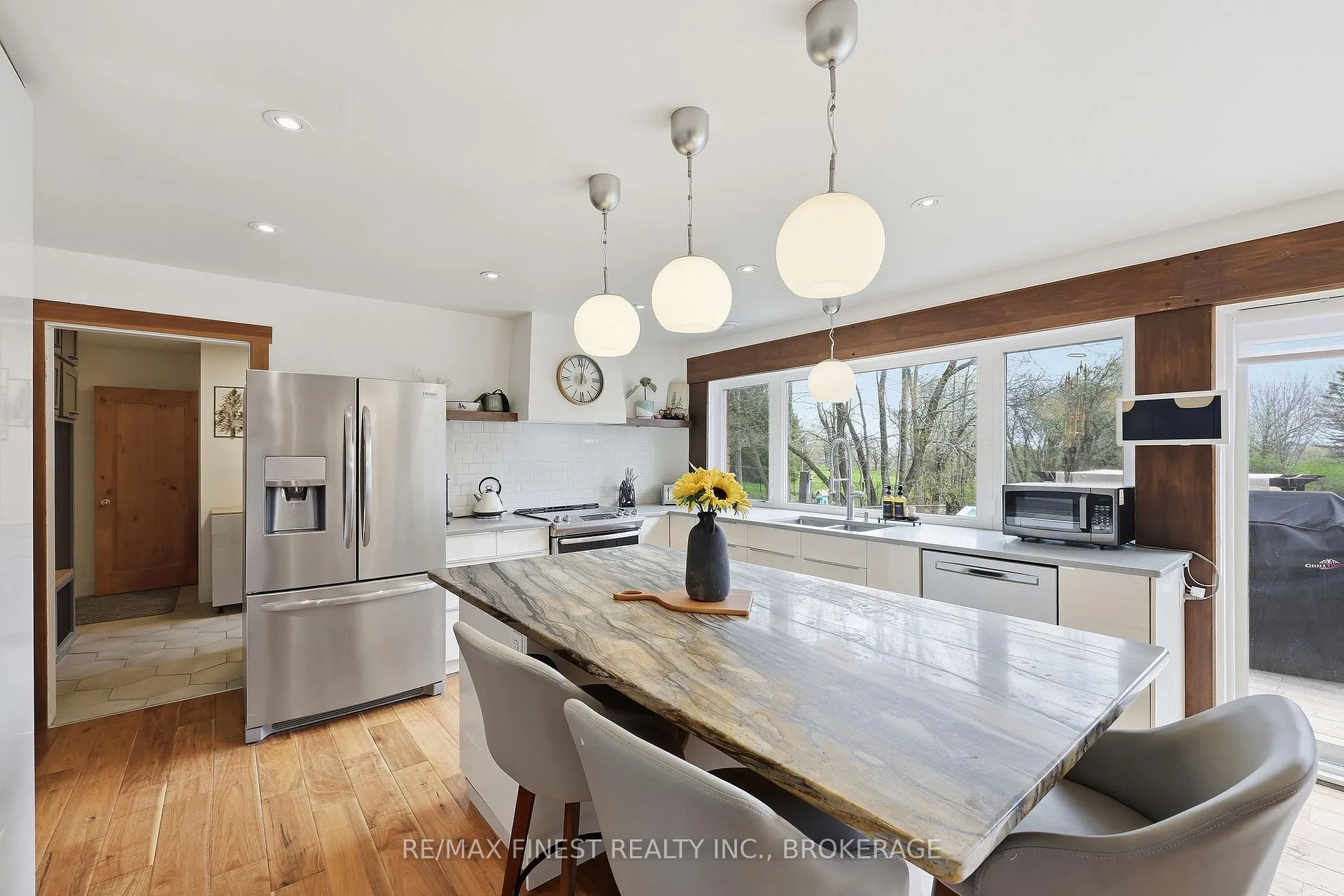 Photo 17 of 3010 Lakefield Drive, Frontenac, Frontenac South — HOMEH