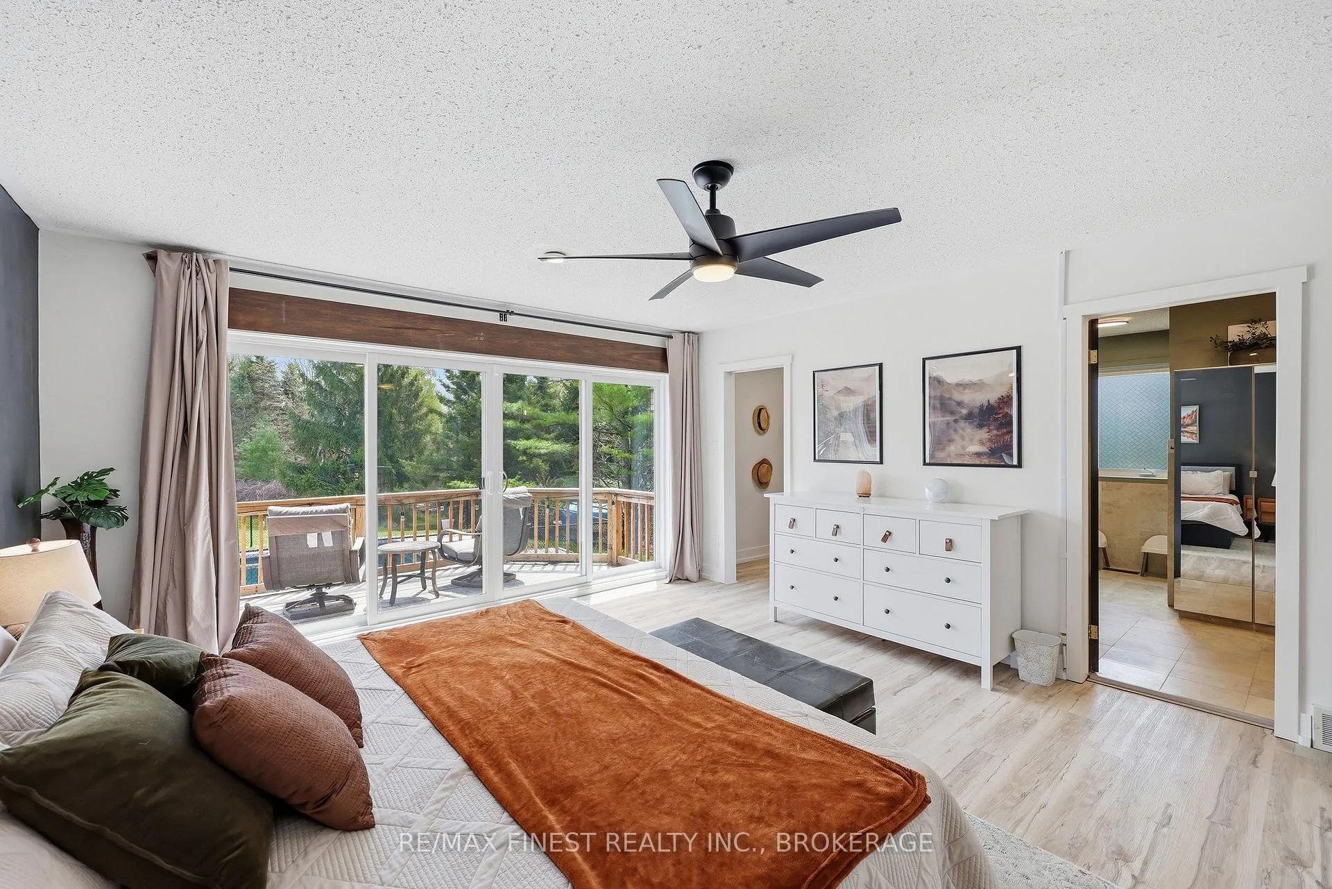 Photo 23 of 3010 Lakefield Drive, Frontenac, Frontenac South — HOMEH