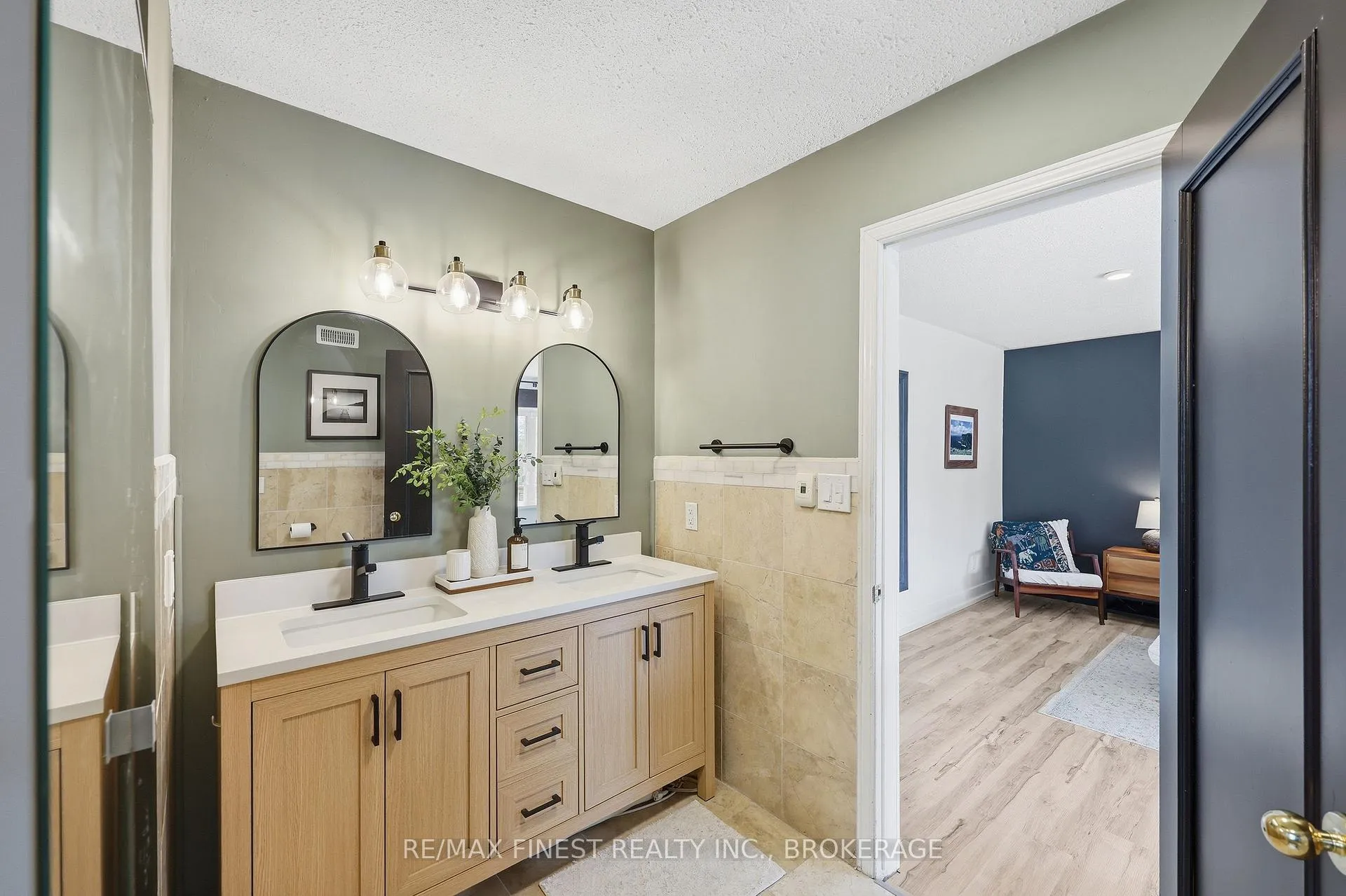 Photo 24 of 3010 Lakefield Drive, Frontenac, Frontenac South — HOMEH
