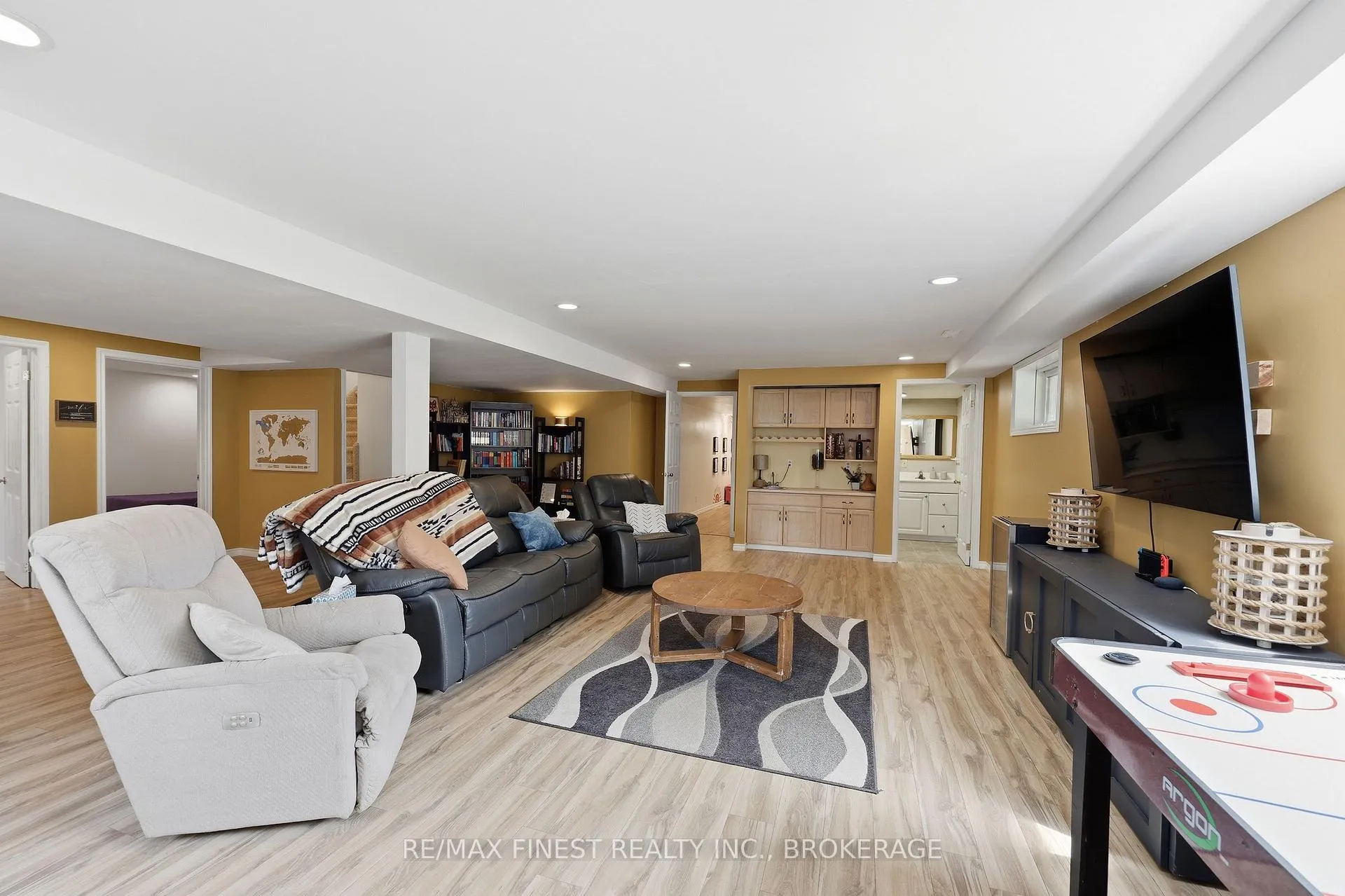 Photo 31 of 3010 Lakefield Drive, Frontenac, Frontenac South — HOMEH