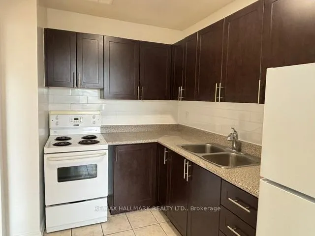 Photo 3 of Unit 2-504, 515 North Service Road, Mississauga, Cooksville — HOMEH
