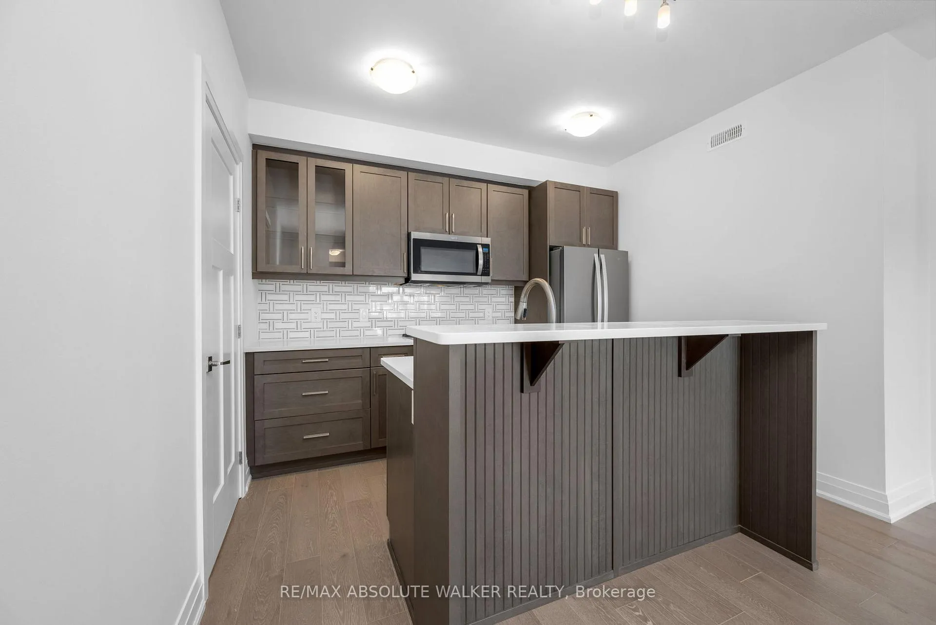 Photo 11 of Unit E, 10 Jaguar Private, Ottawa, Kanata - Emerald Meadows/Trailwest — HOMEH