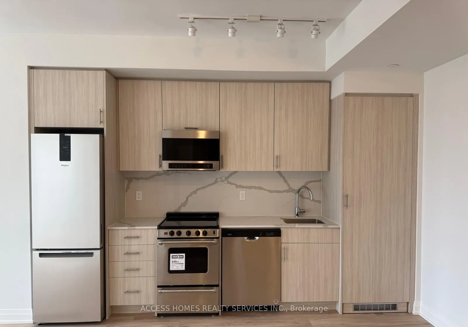 Photo 7 of Unit 602, 412 Silver Maple Road, Oakville, Joshua Meadows — HOMEH