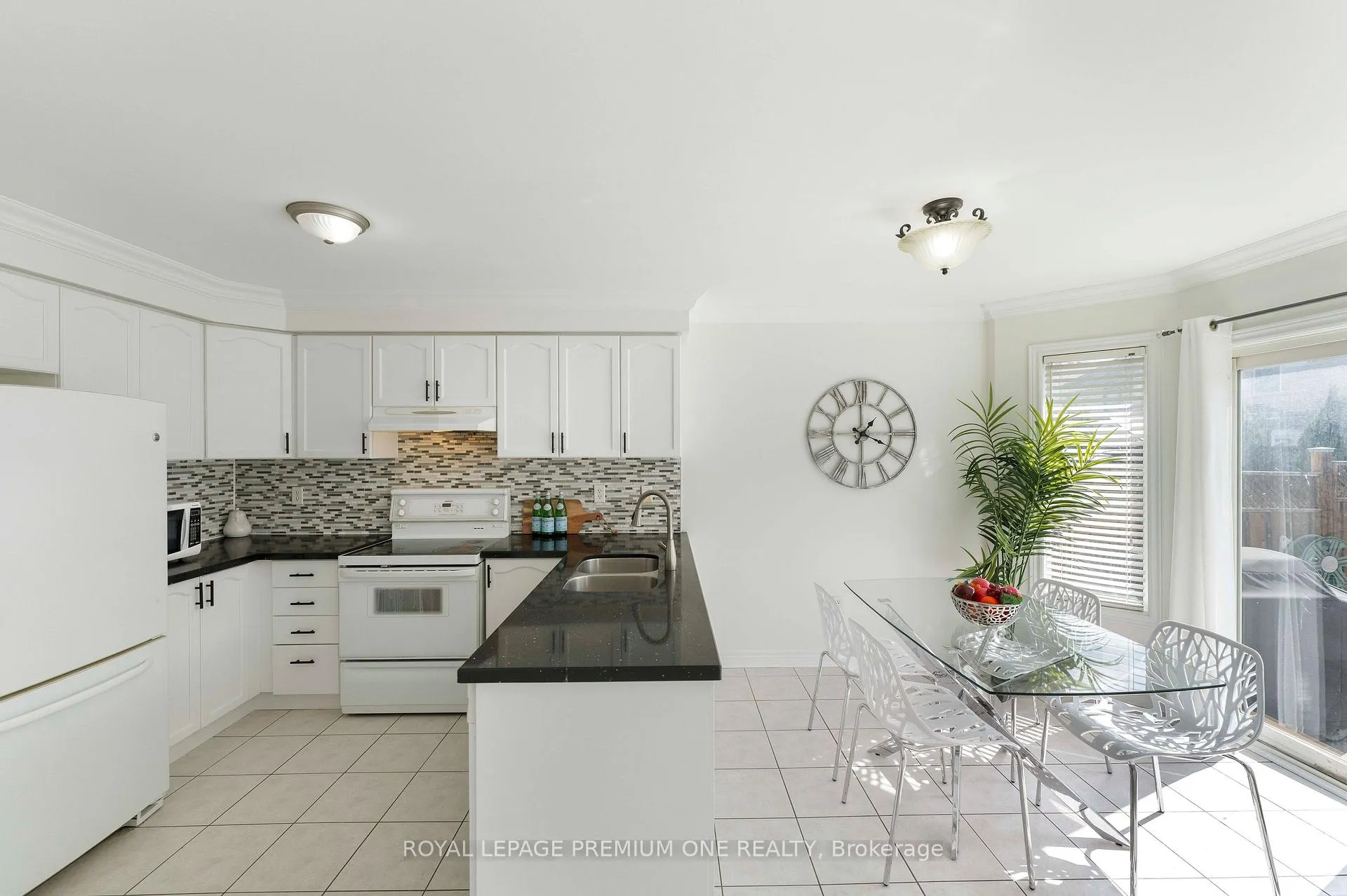 Photo 10 of 178 Cedargrove Road, Caledon, Bolton West — HOMEH
