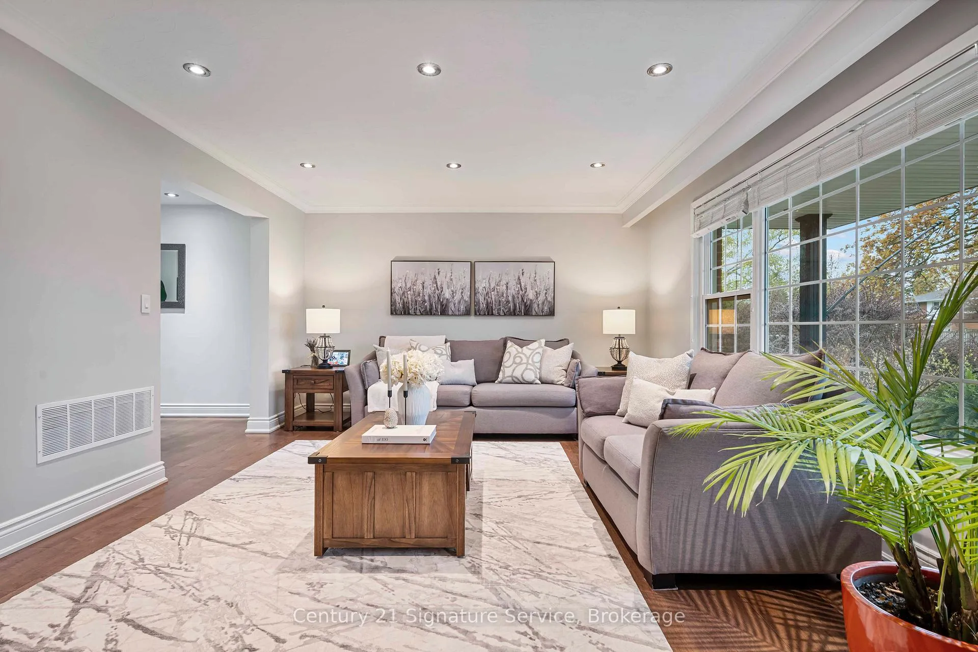 Photo 7 of 2235 Denise Road, Mississauga, Lakeview — HOMEH