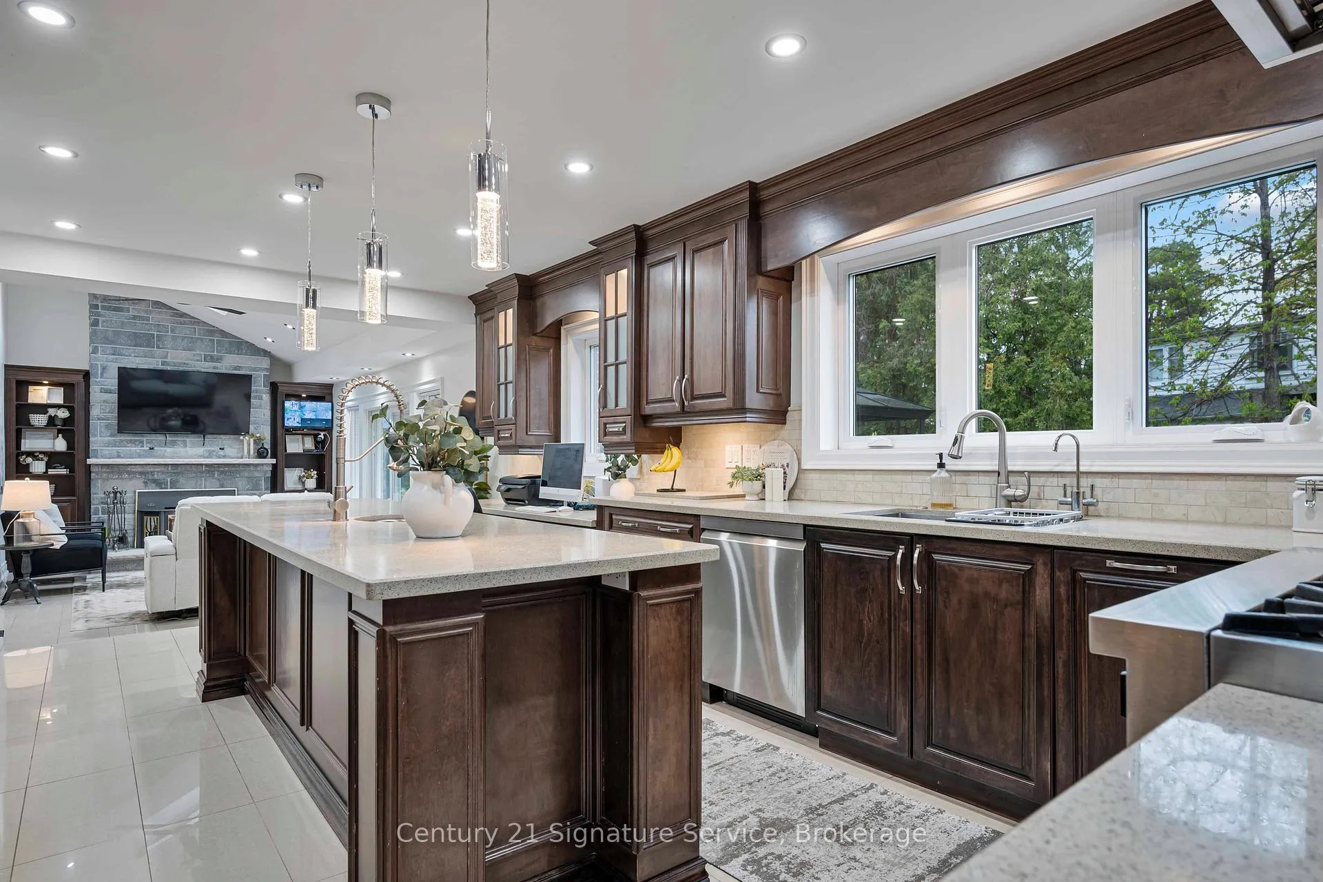 Photo 13 of 2235 Denise Road, Mississauga, Lakeview — HOMEH