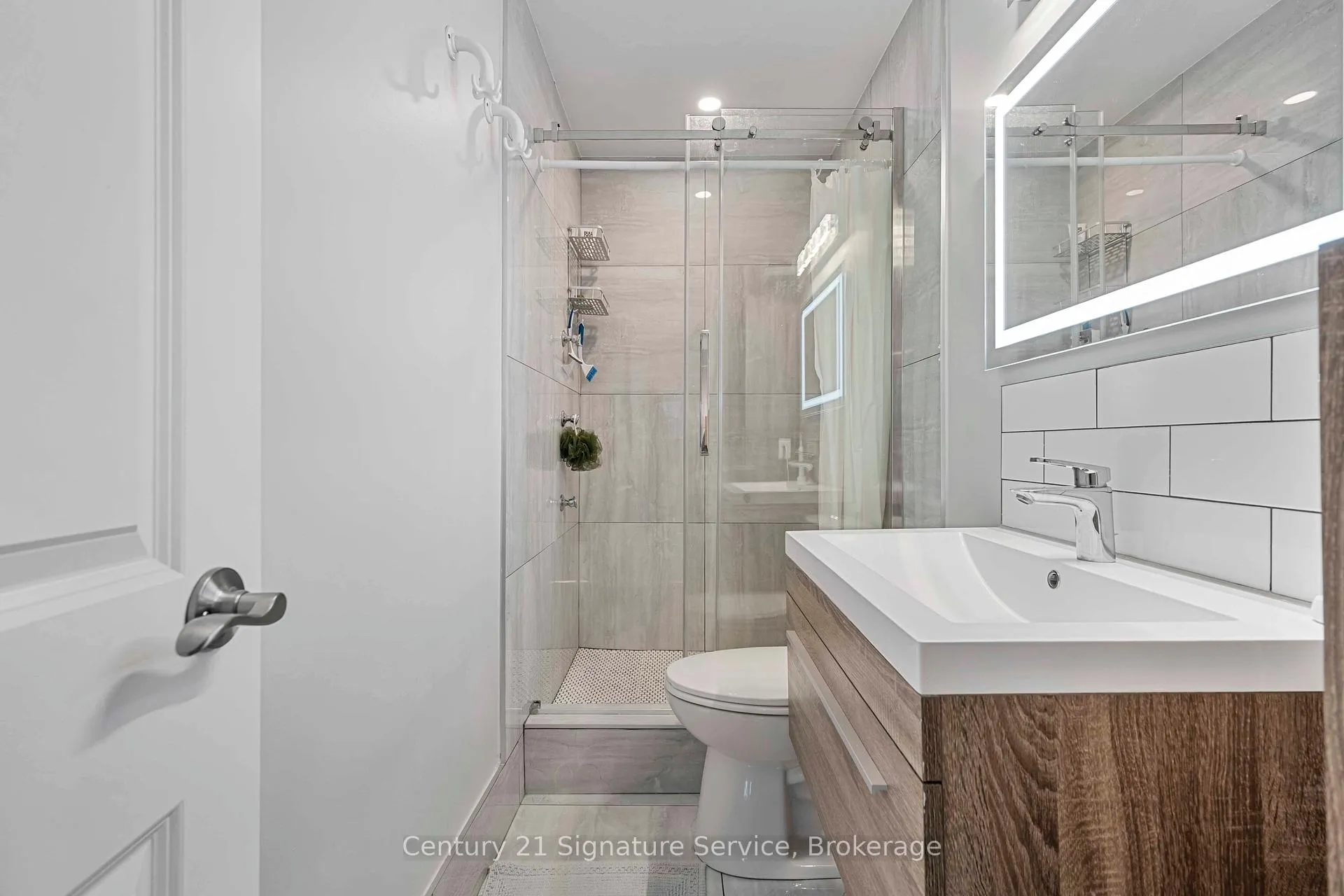 Photo 28 of 2235 Denise Road, Mississauga, Lakeview — HOMEH