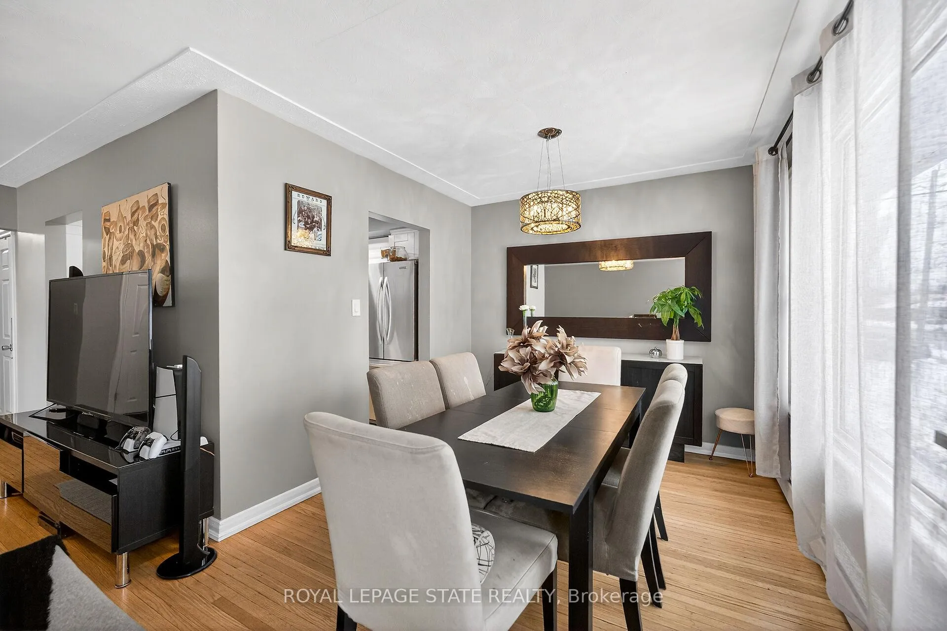 Photo 11 of 624 Upper Ottawa Street, Hamilton, Hampton Heights — HOMEH