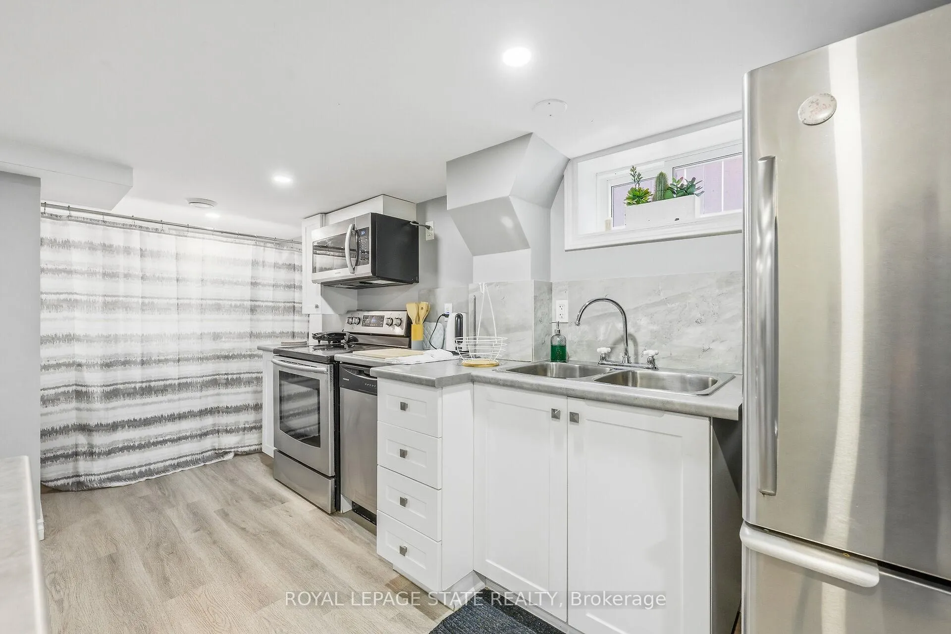 Photo 24 of 624 Upper Ottawa Street, Hamilton, Hampton Heights — HOMEH