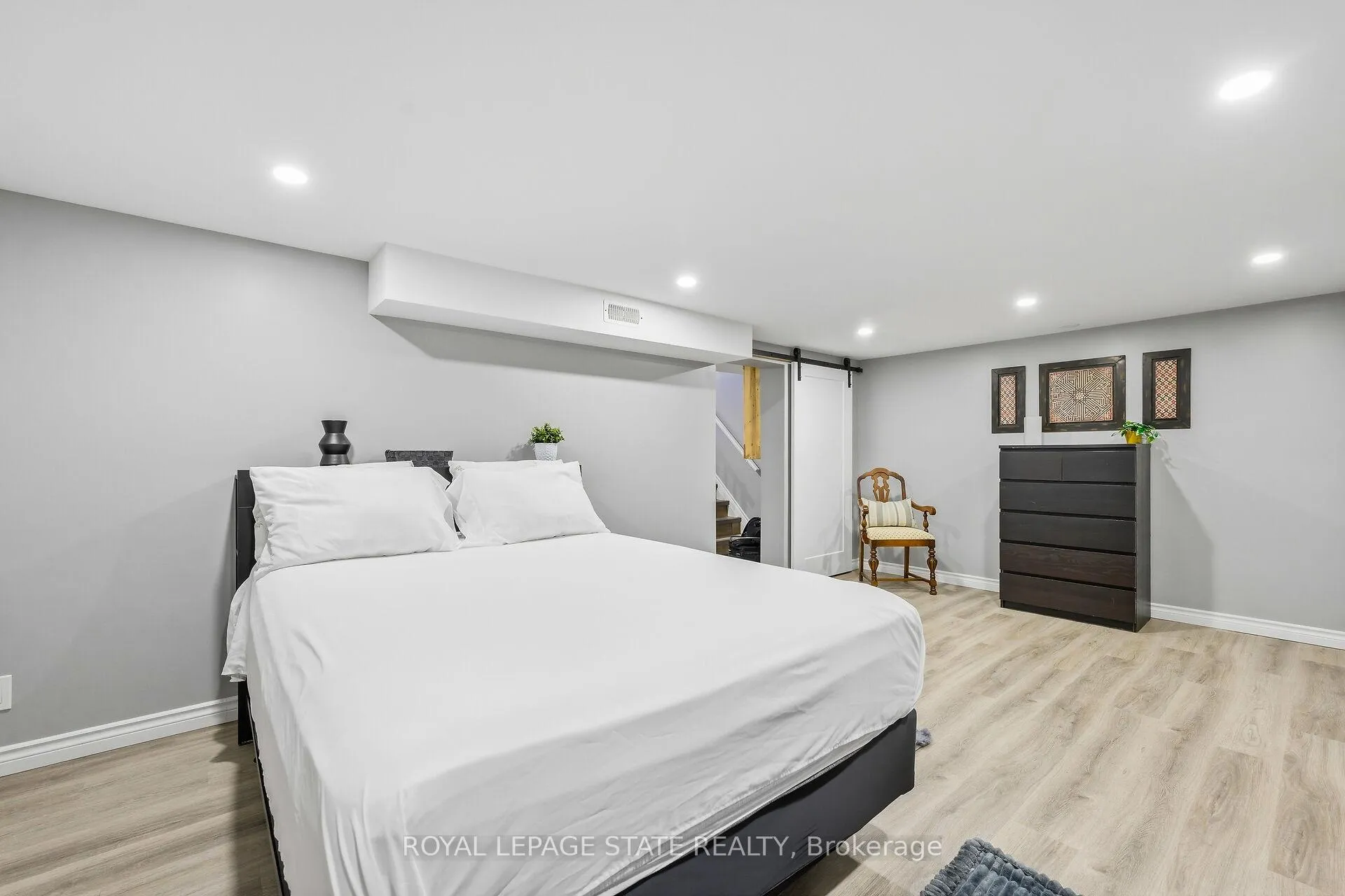 Photo 34 of 624 Upper Ottawa Street, Hamilton, Hampton Heights — HOMEH