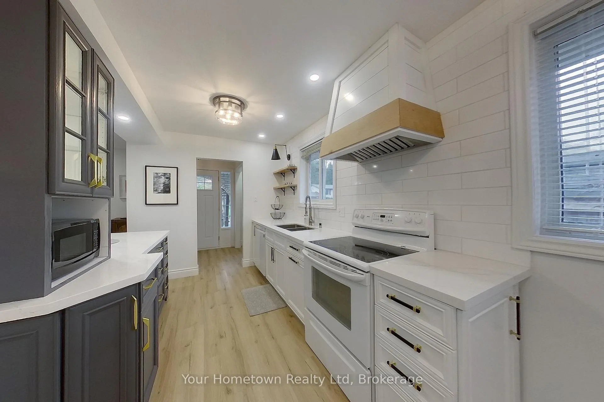 Photo 8 of 14 Braeside Street, Centre Wellington, Fergus — HOMEH
