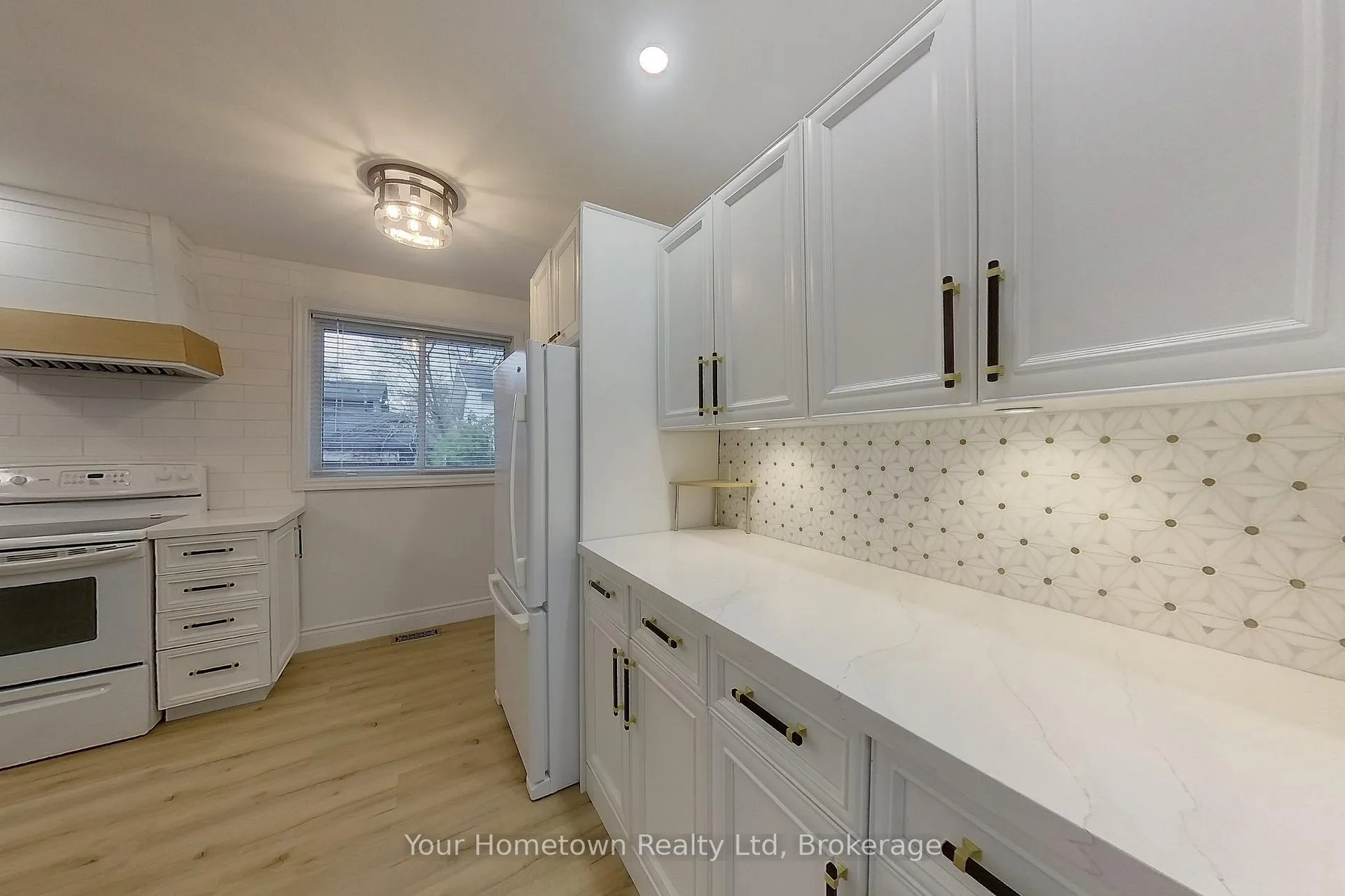 Photo 20 of 14 Braeside Street, Centre Wellington, Fergus — HOMEH