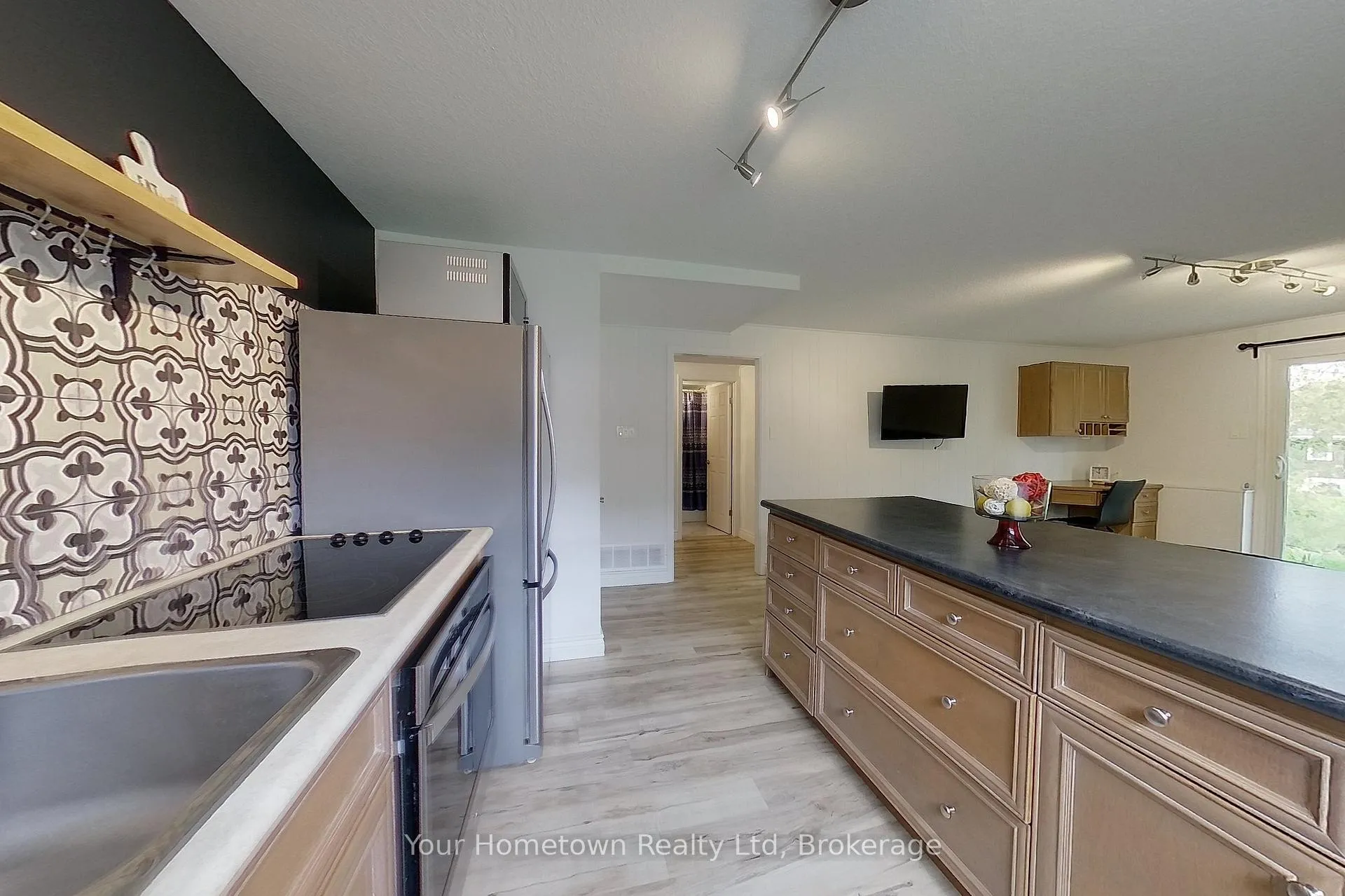 Photo 38 of 14 Braeside Street, Centre Wellington, Fergus — HOMEH